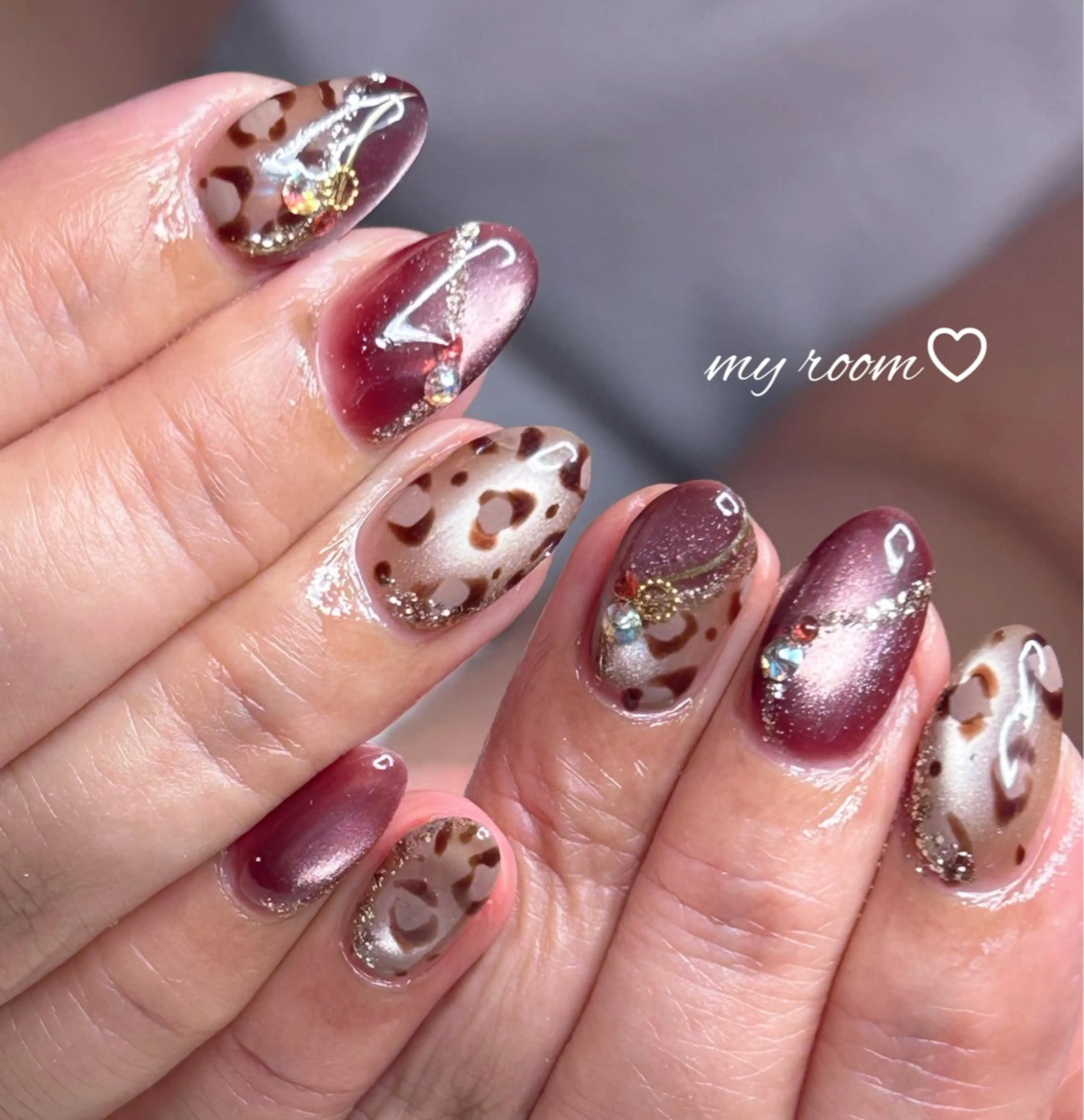 ネイル うるま市サロン Yuko Izawaのネイルデザイン