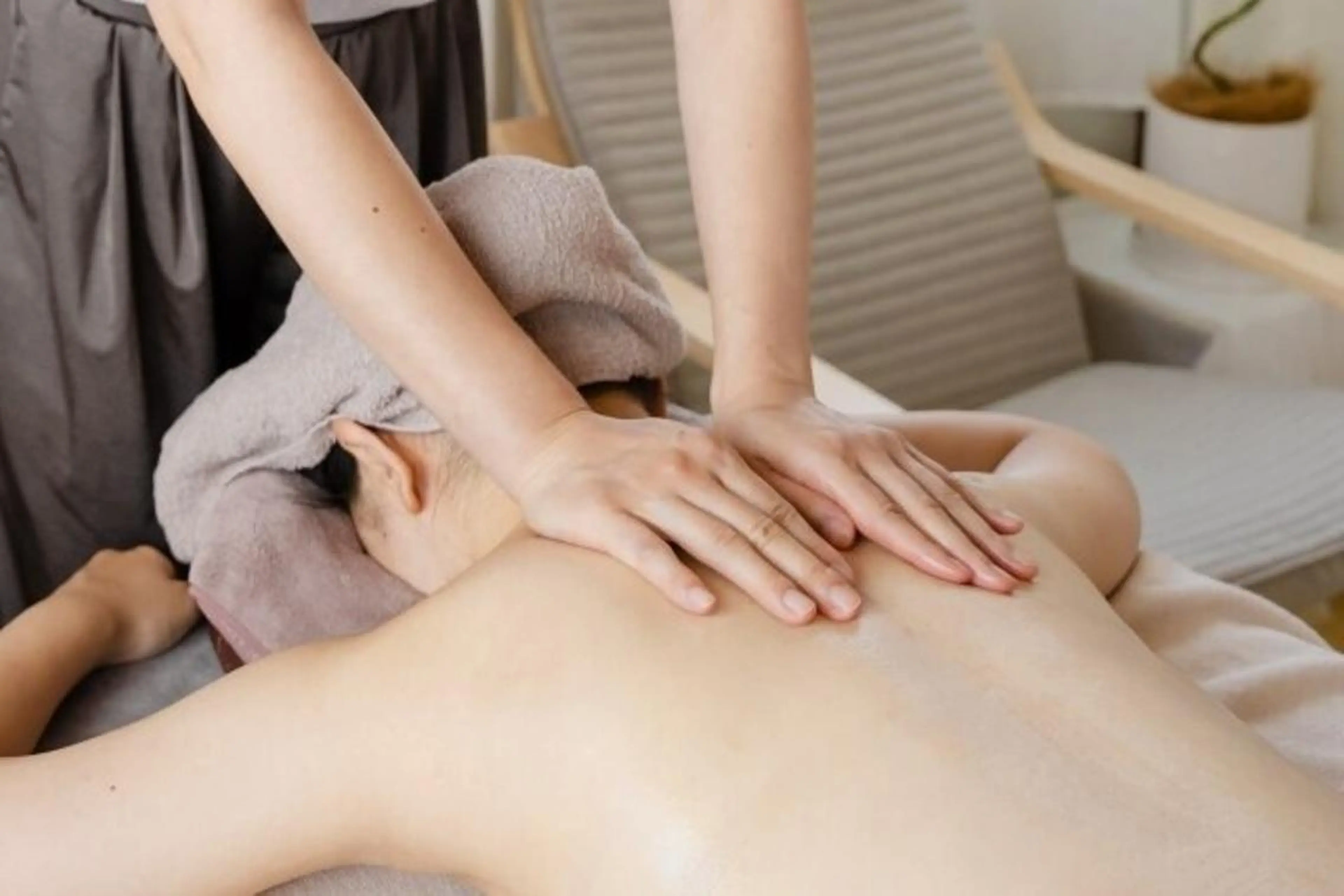 【リンパと筋肉にダイレクトにアプローチ!】全身アロマリンパトリートメント ¥5800の写真