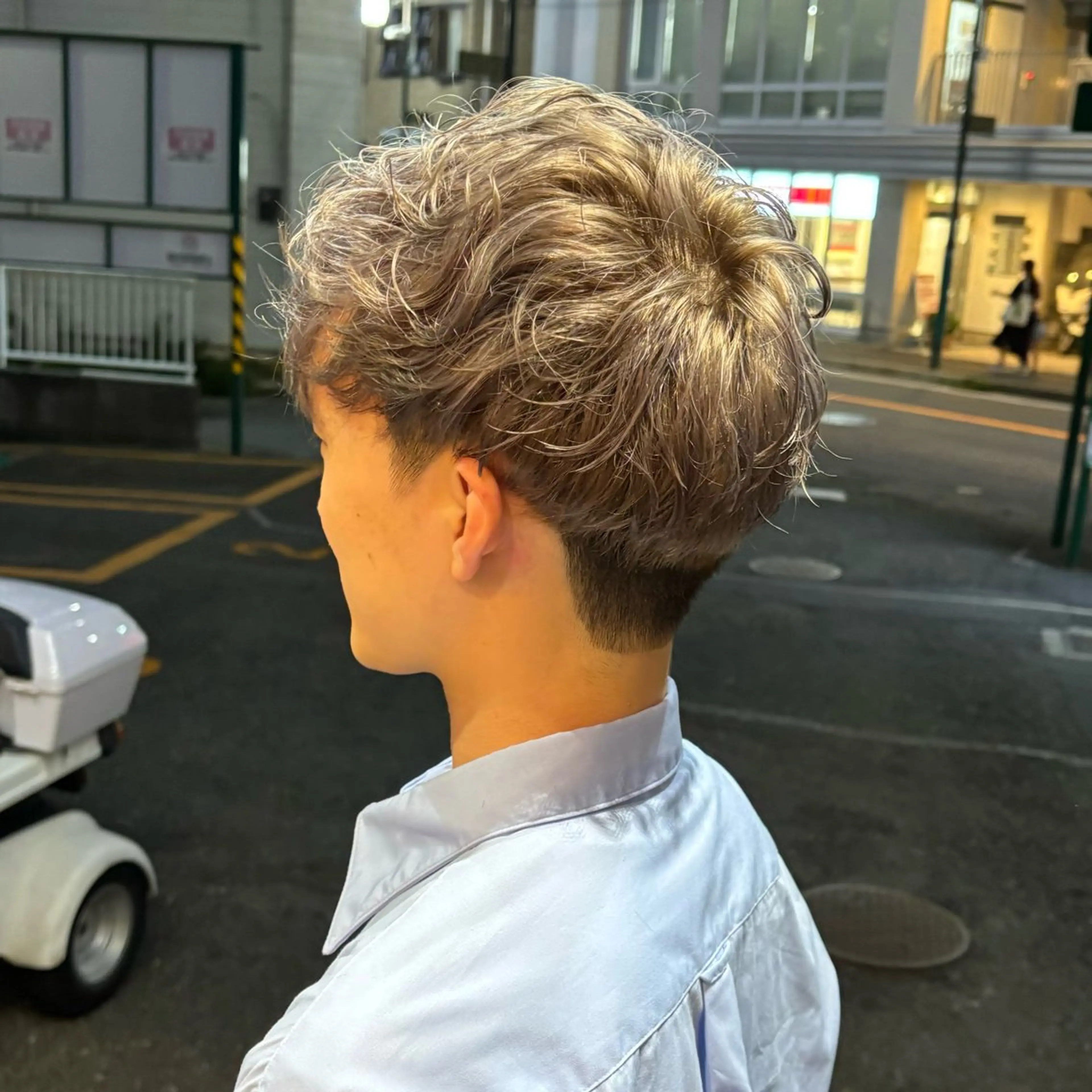 ショート ヘアカラー 🎀ハイトーン/ 艶カラー/夕月🎀のヘアスタイル