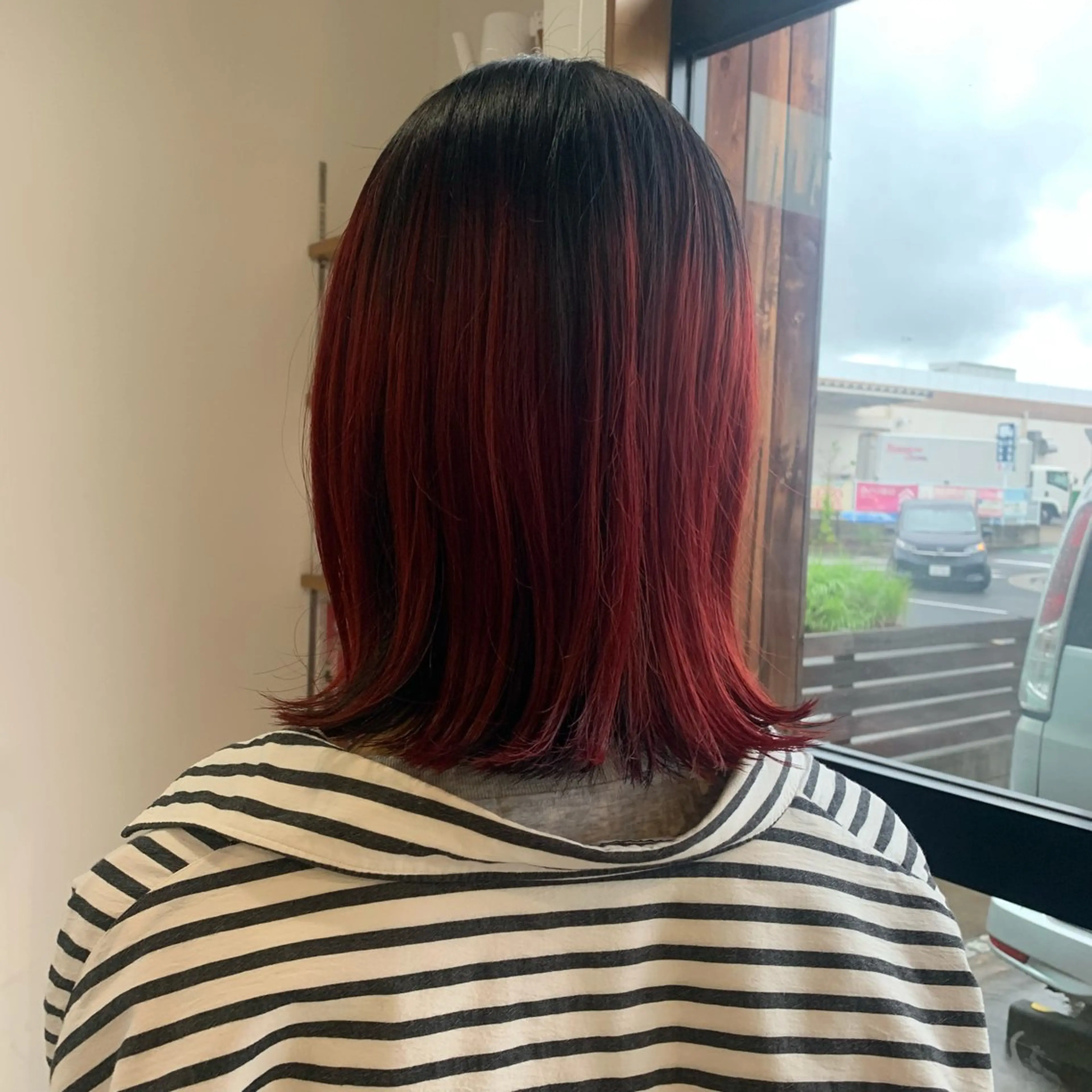 ミディアム コウノス マサコのヘアスタイル