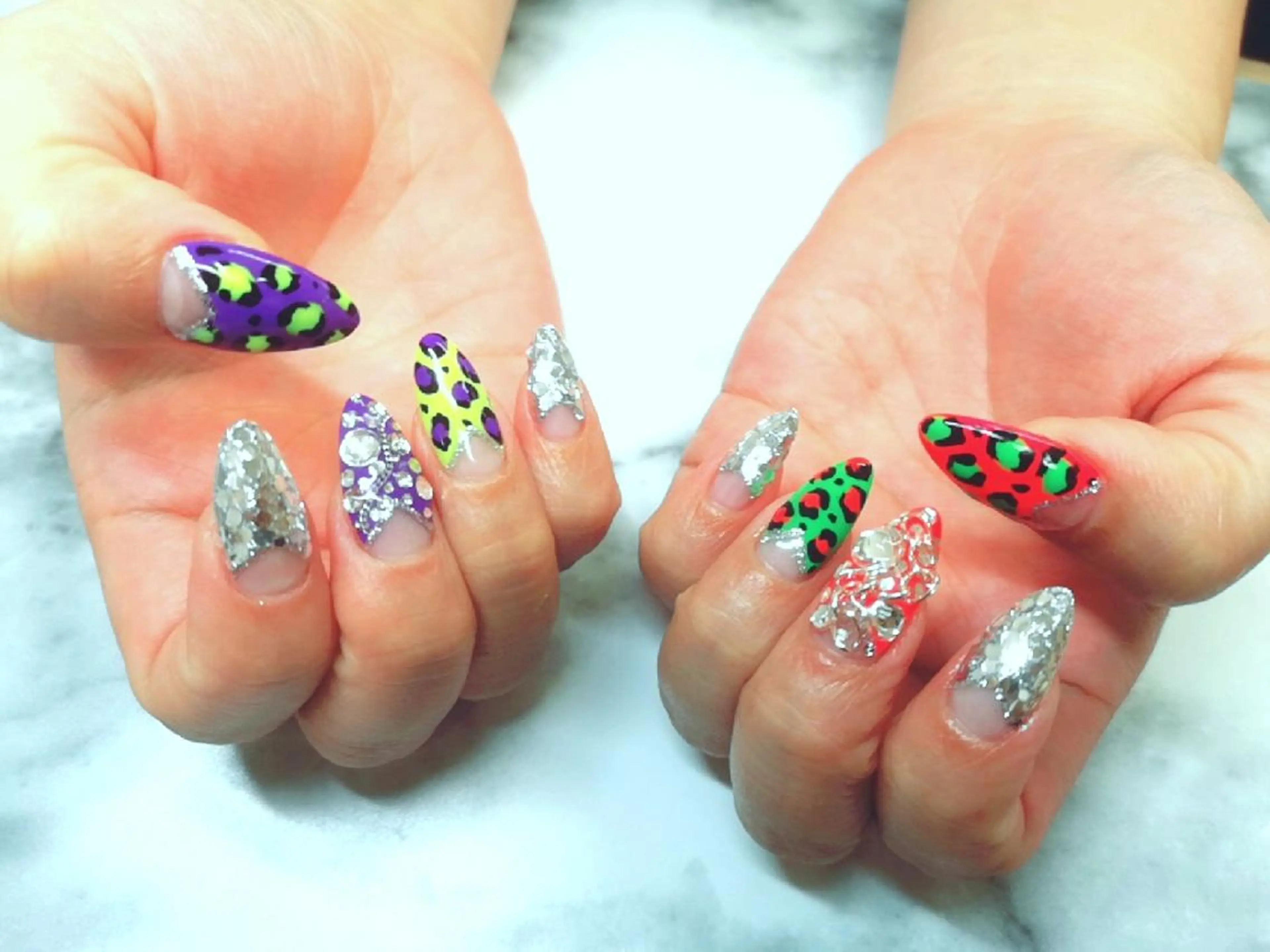 ネイル ハンドネイル 石渡 美弥のネイルデザイン