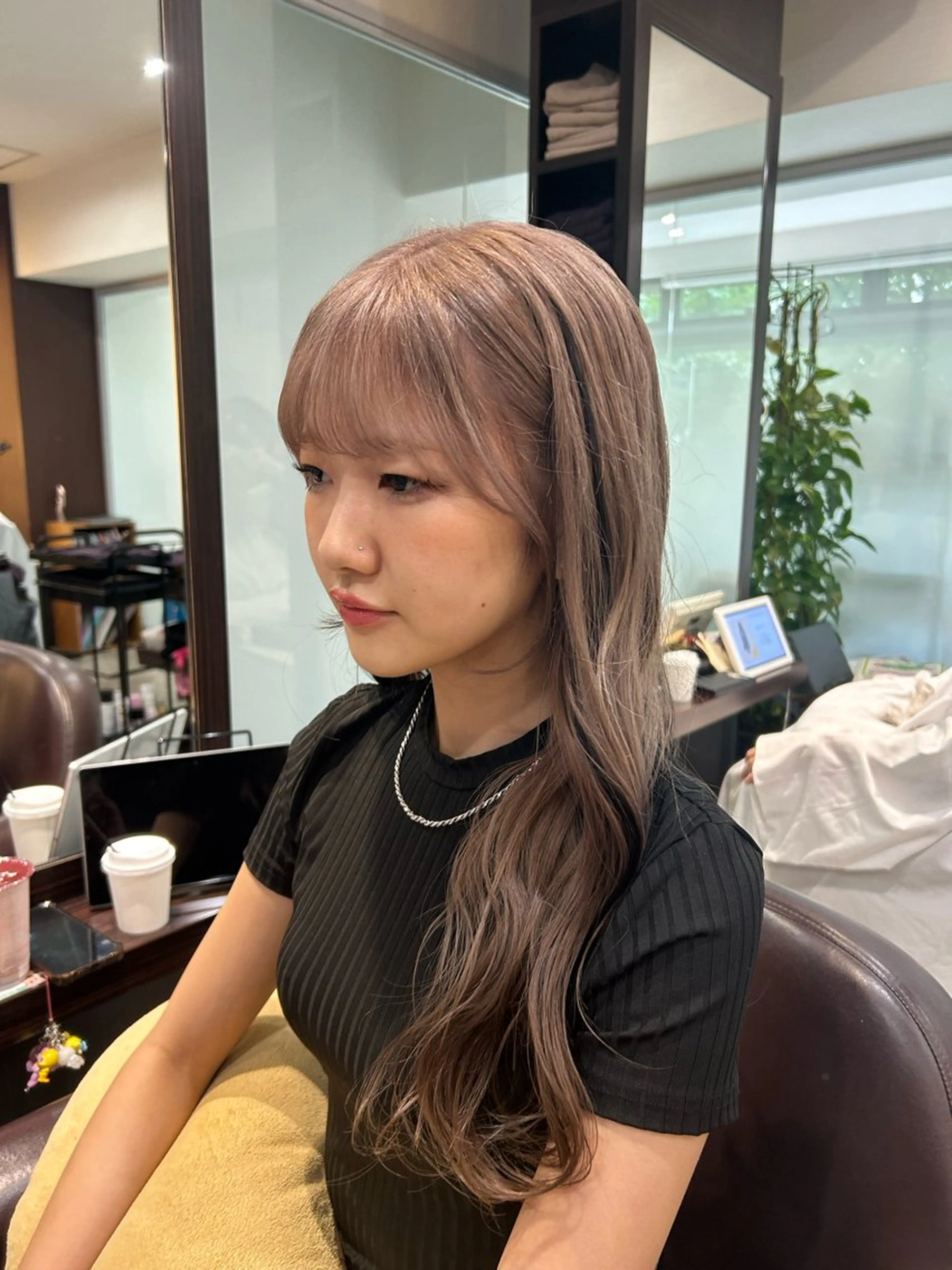 ロング カラー ピンクカラー シルバー 坂本奈都美 🎀のヘアスタイル