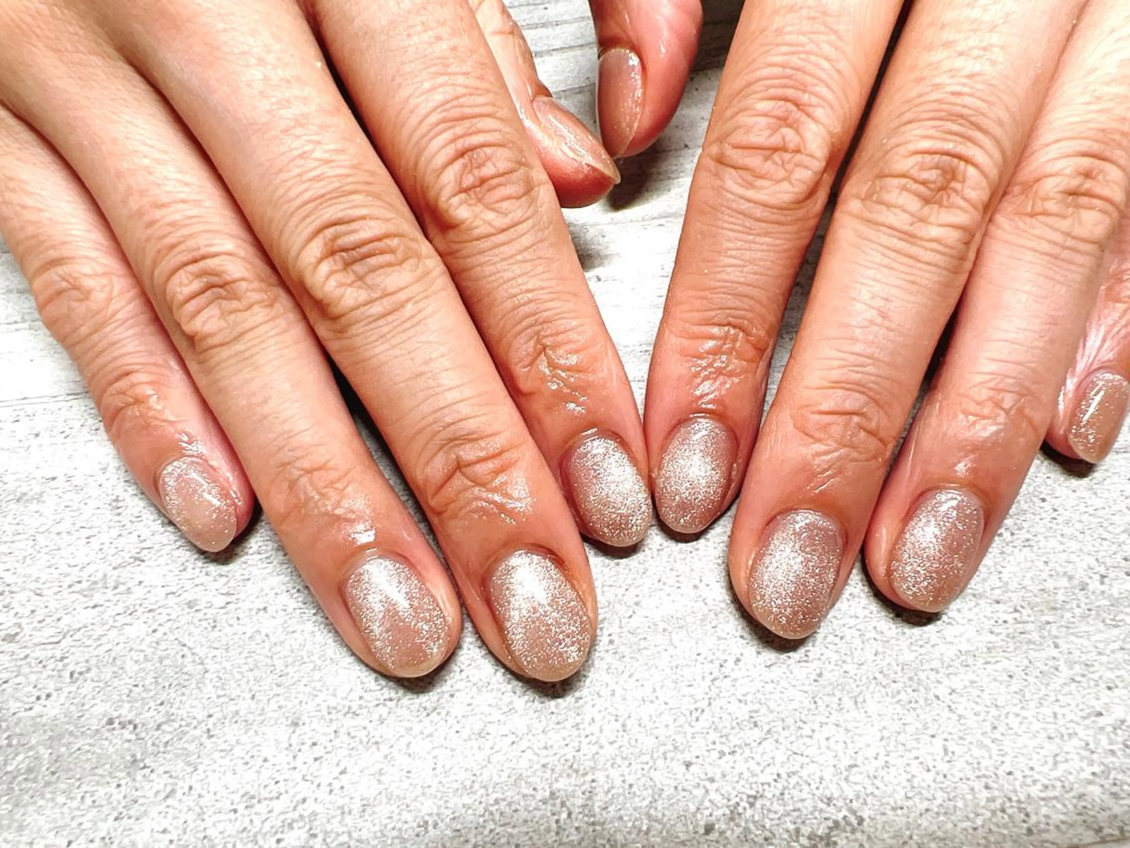 ネイル キラキラネイル マグネットネイル ハンドネイル mogunail &blowのネイルデザイン