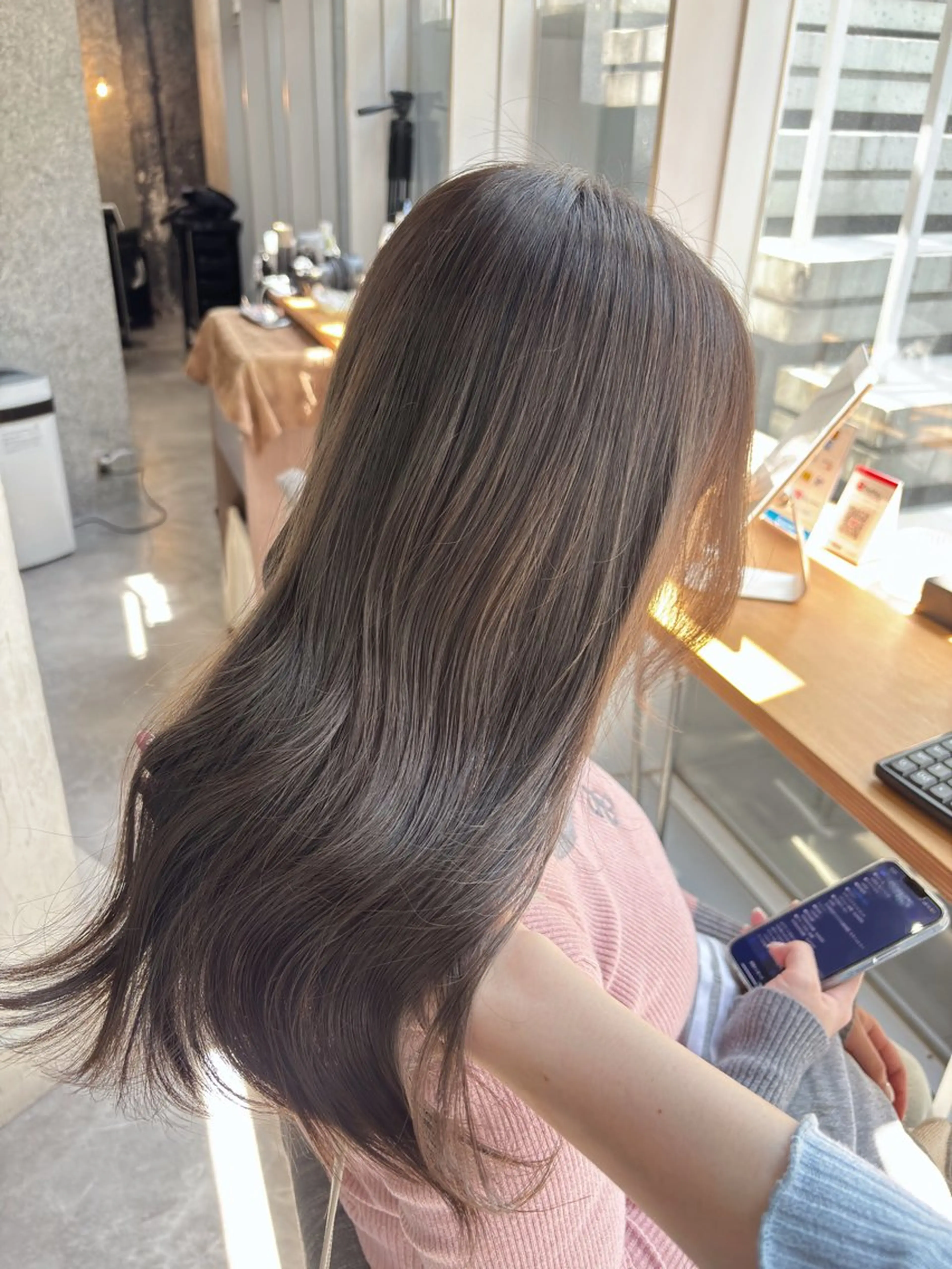 セミロング カラー ヘアカラー トリートメント leben serikaのヘアスタイル