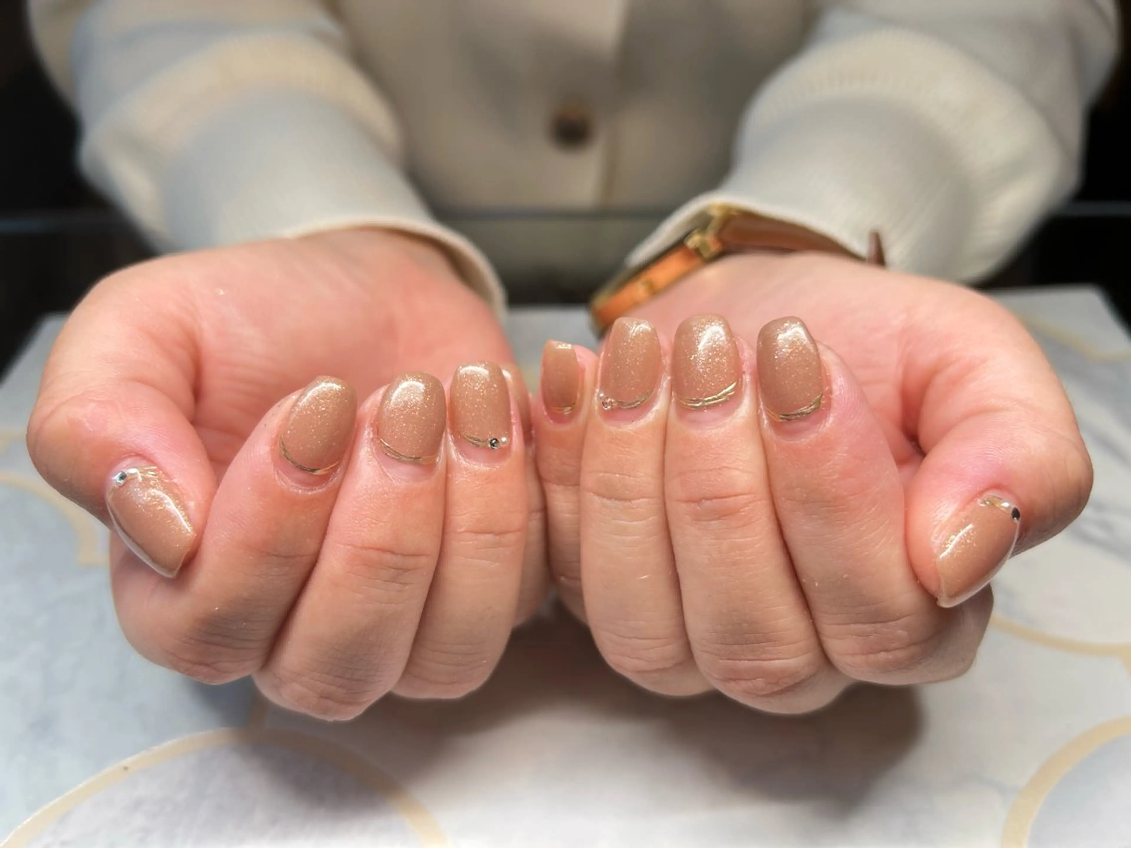 ネイル フレンチネイル ミラーネイル 逆フレンチ ハンドネイル Lisa’s Salonのネイルデザイン