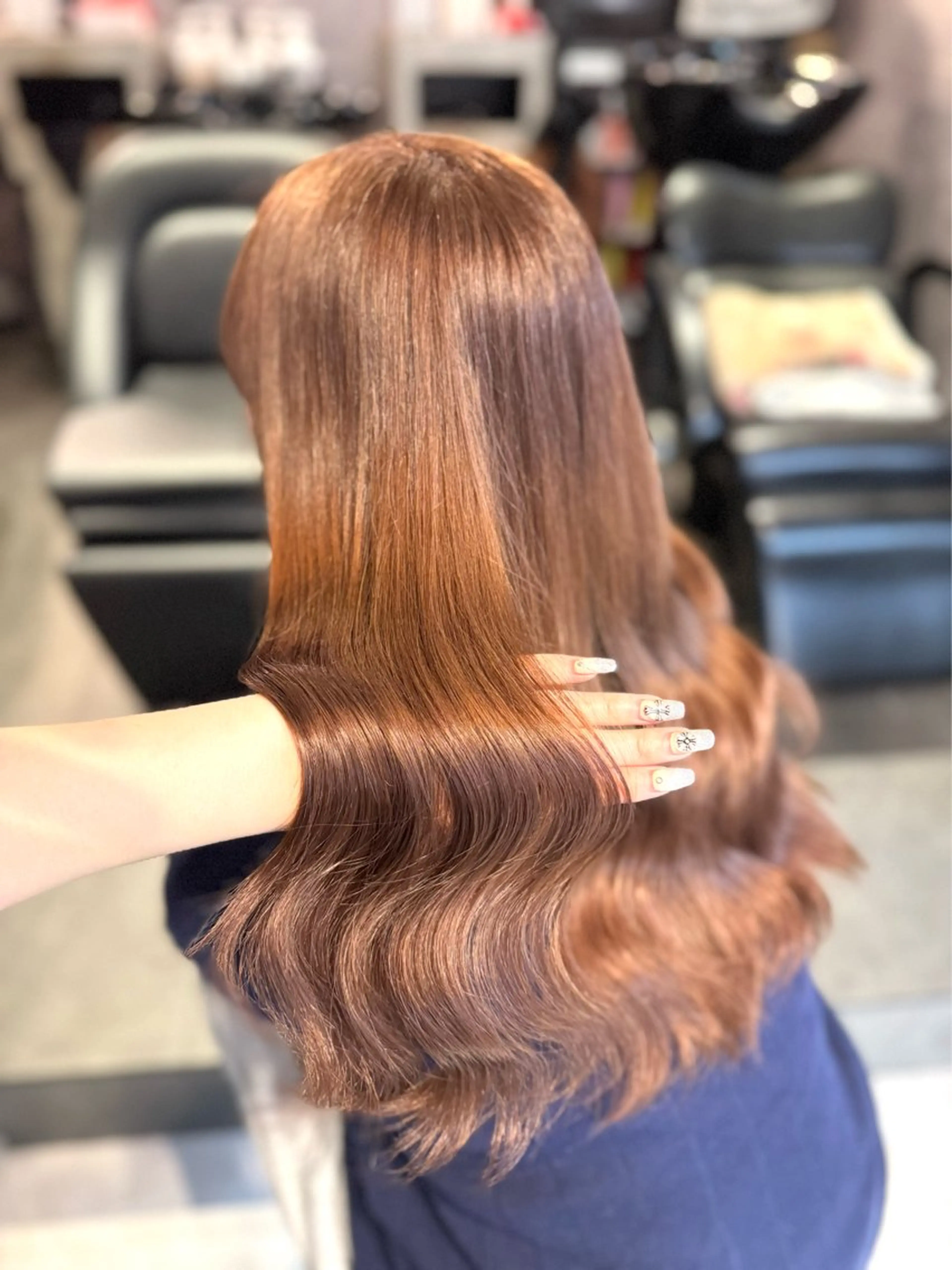 ロング カラー 🩶mana🩶艶髪 /カラーオンカラーのヘアスタイル