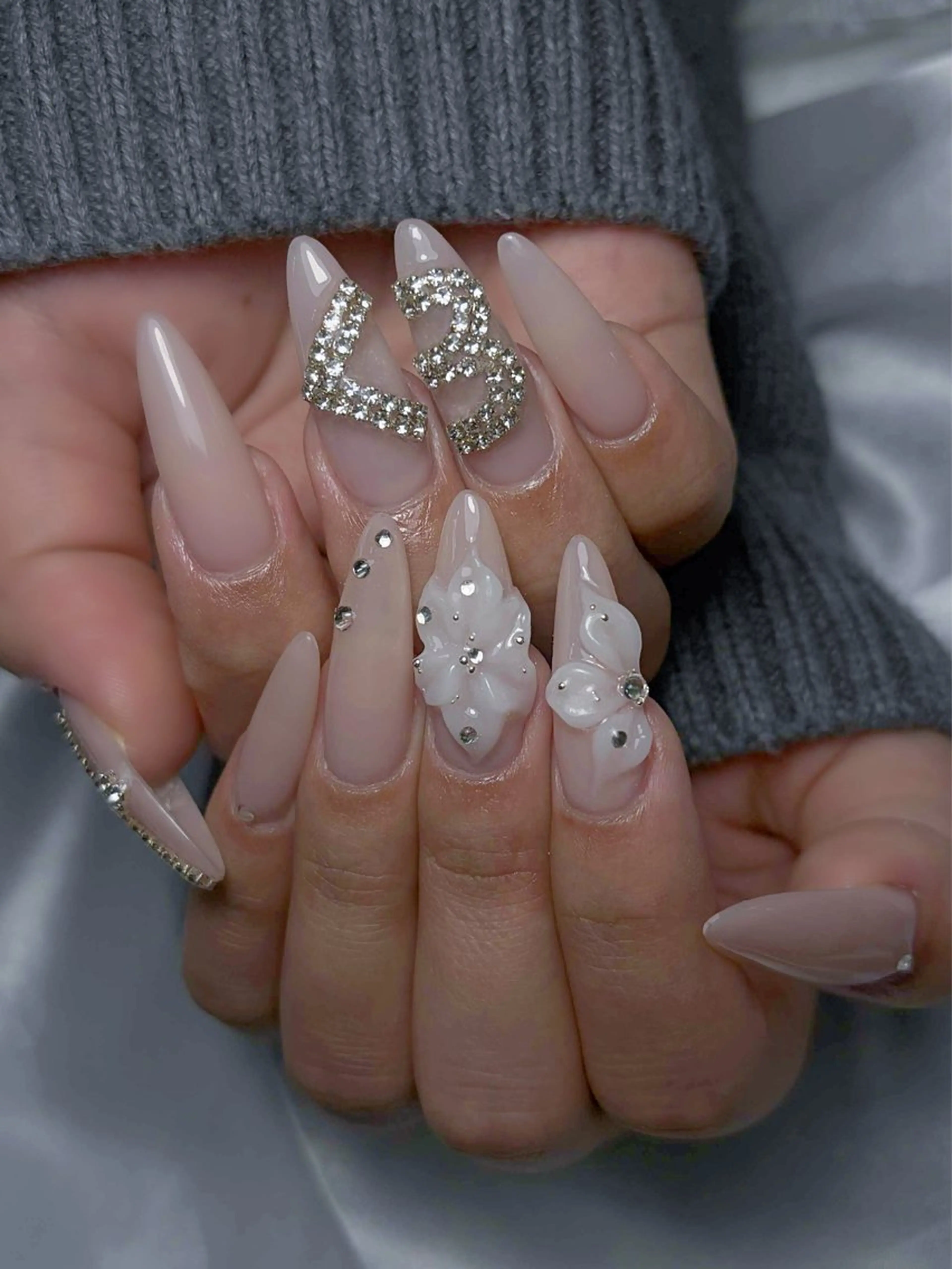 ネイル ハンドネイル LEELA NAIL STUDIO所属・LEELA NAIL STUDIOのネイルデザイン