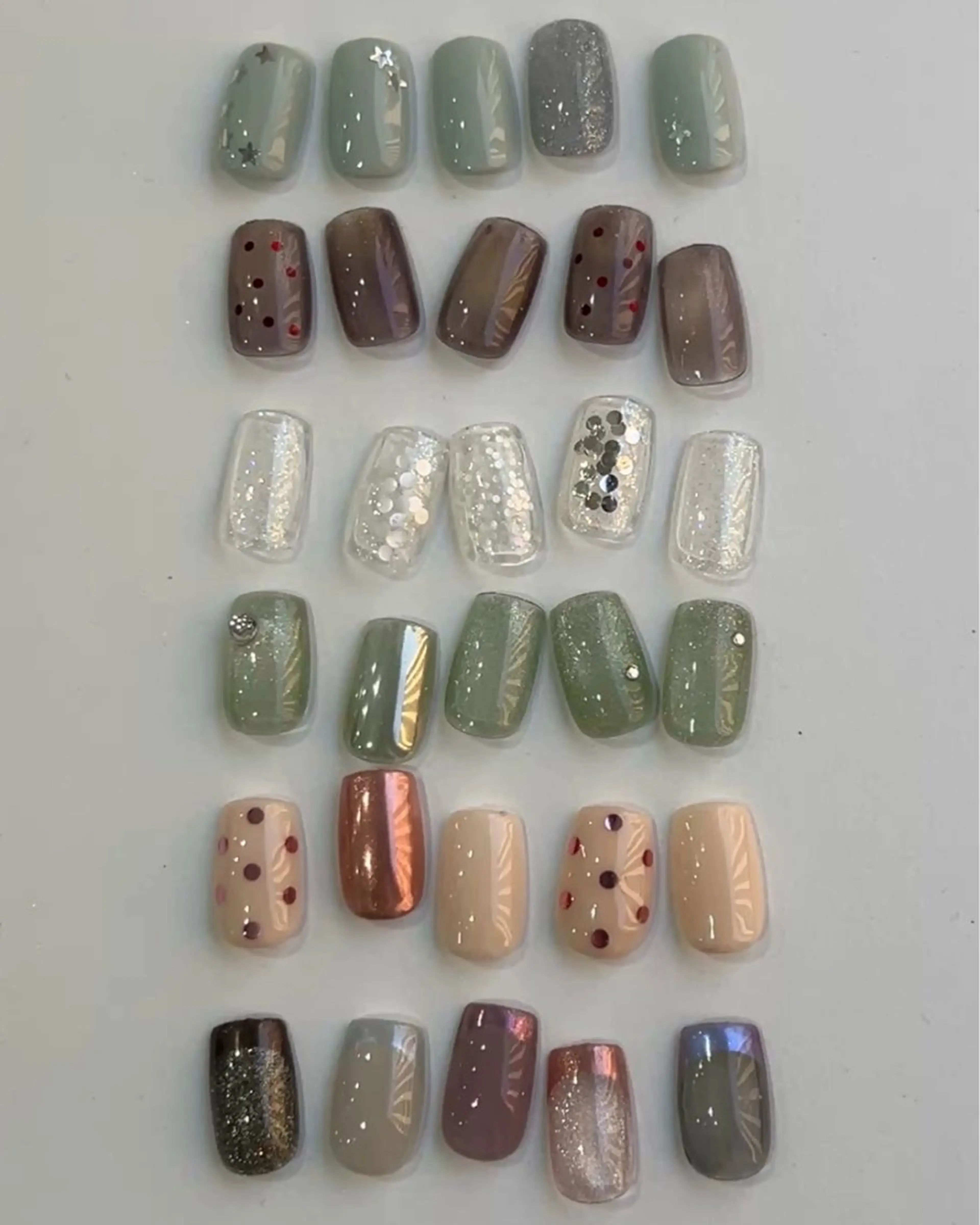ネイル peil nailのネイルデザイン