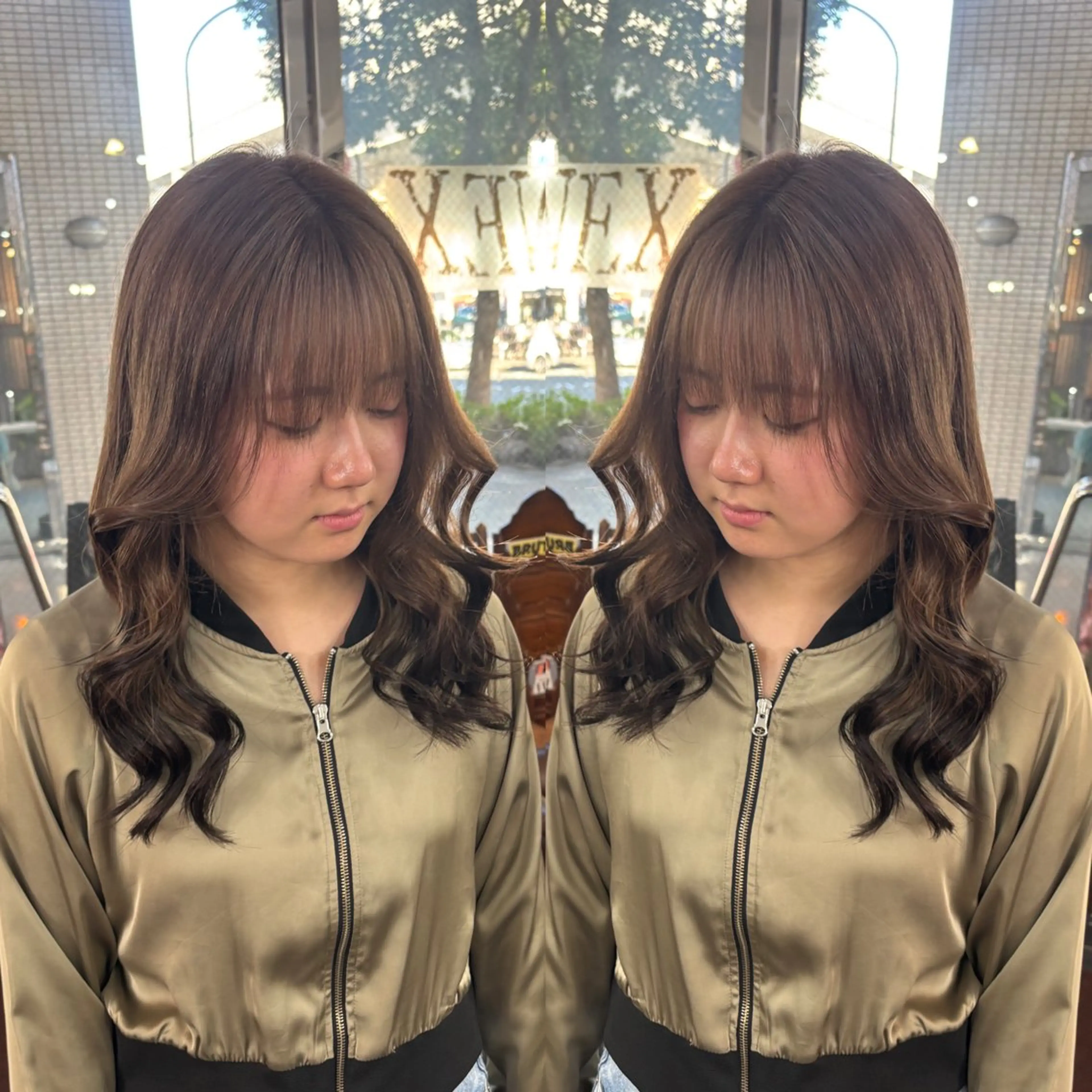 ロング カラー カット ヘアカラー トリートメント 💎ハイトーン/艶 カラー モエカ💎のヘアスタイル