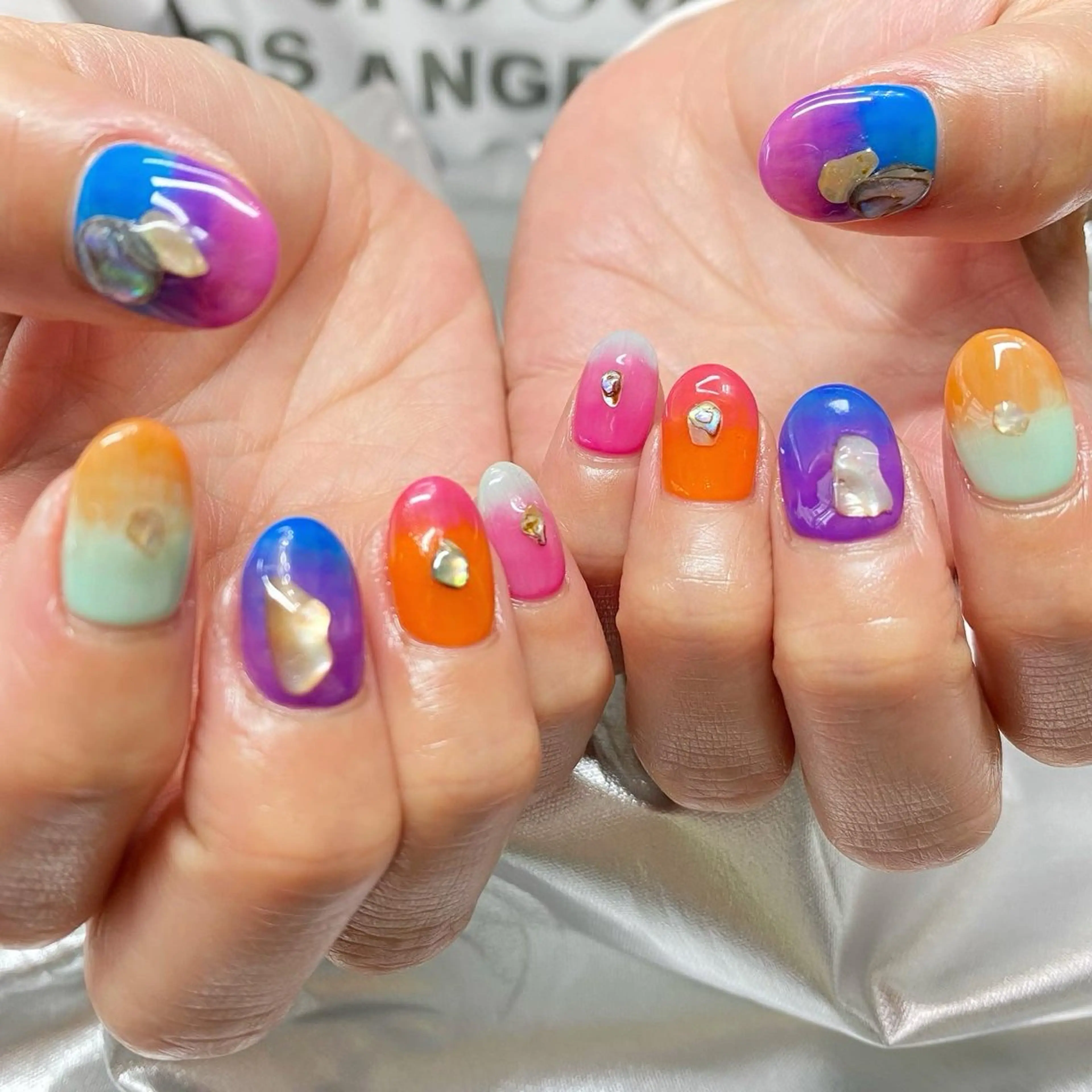 ネイル MiRanda Nail所属・MiRanda 保坂 舞のネイルデザイン