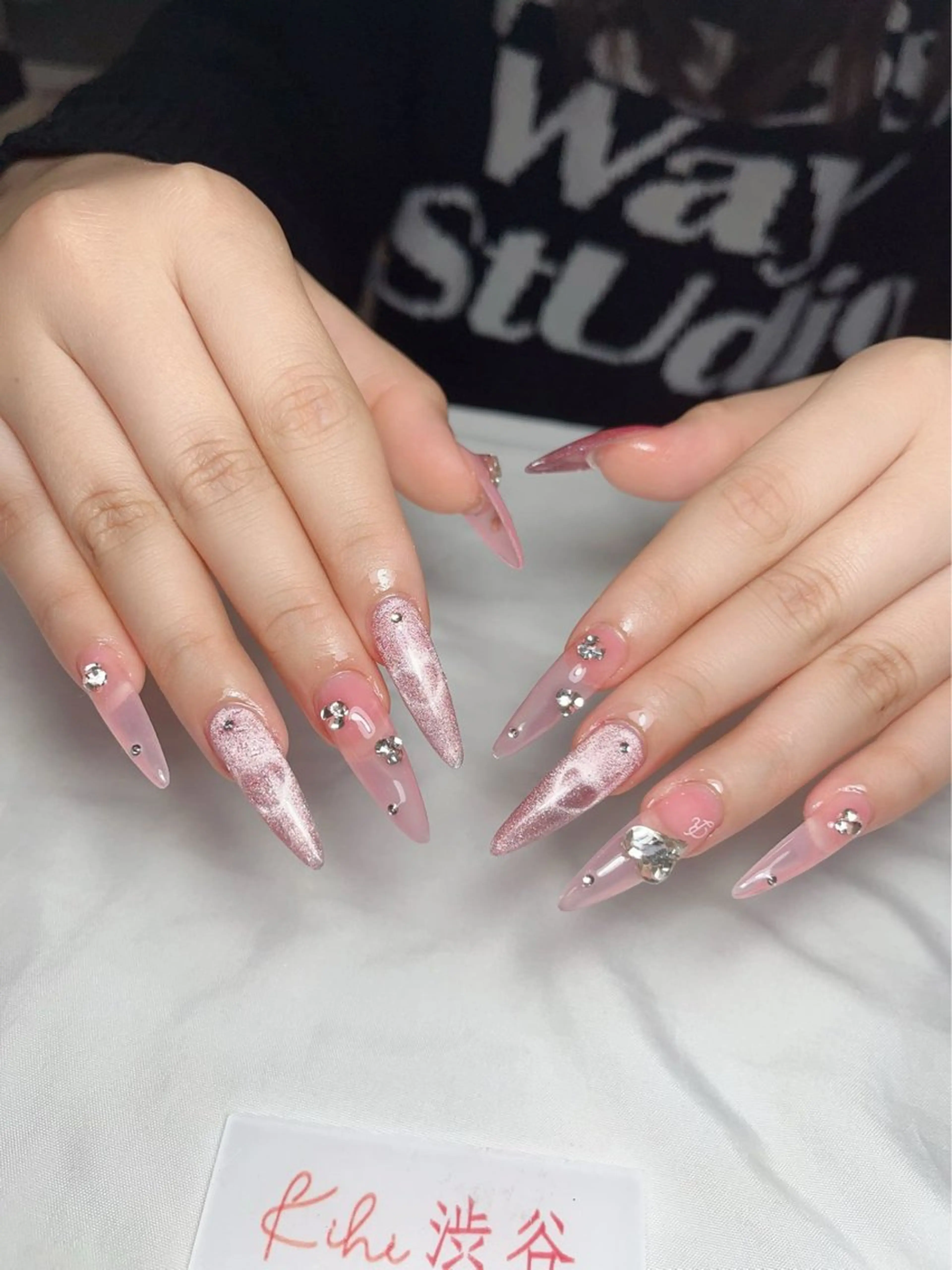 ネイル アートネイル フレンチネイル ジェルネイル グラデーション 韓国ネイル さくら💮💮 【オフ無料】のネイルデザイン