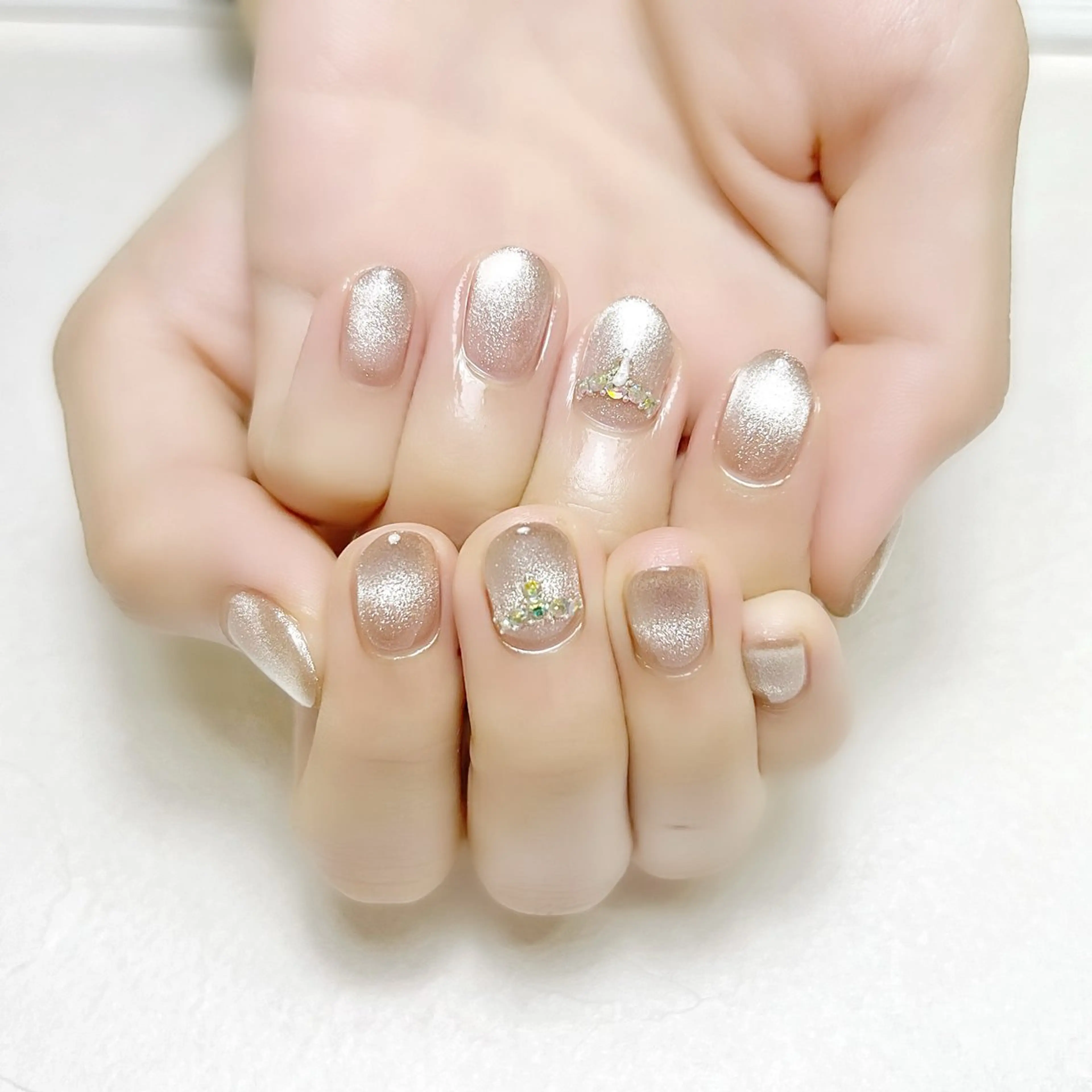 ネイル マグネットネイル オフィスネイル ワンカラーネイル rouse nail RISATOのネイルデザイン