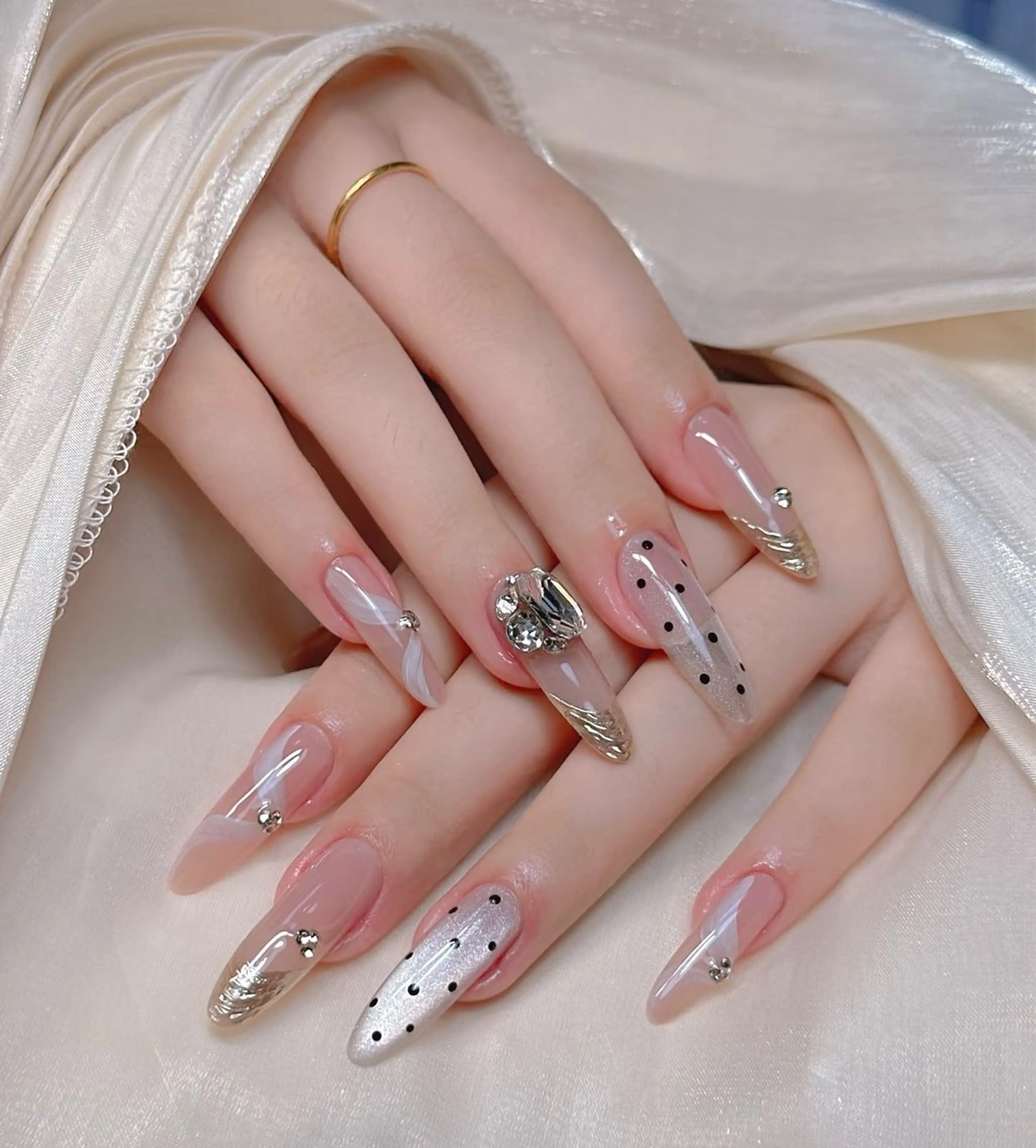 オススメ🎀(オフ込み)チップ長さだし+持ち込みコース¥14980の写真