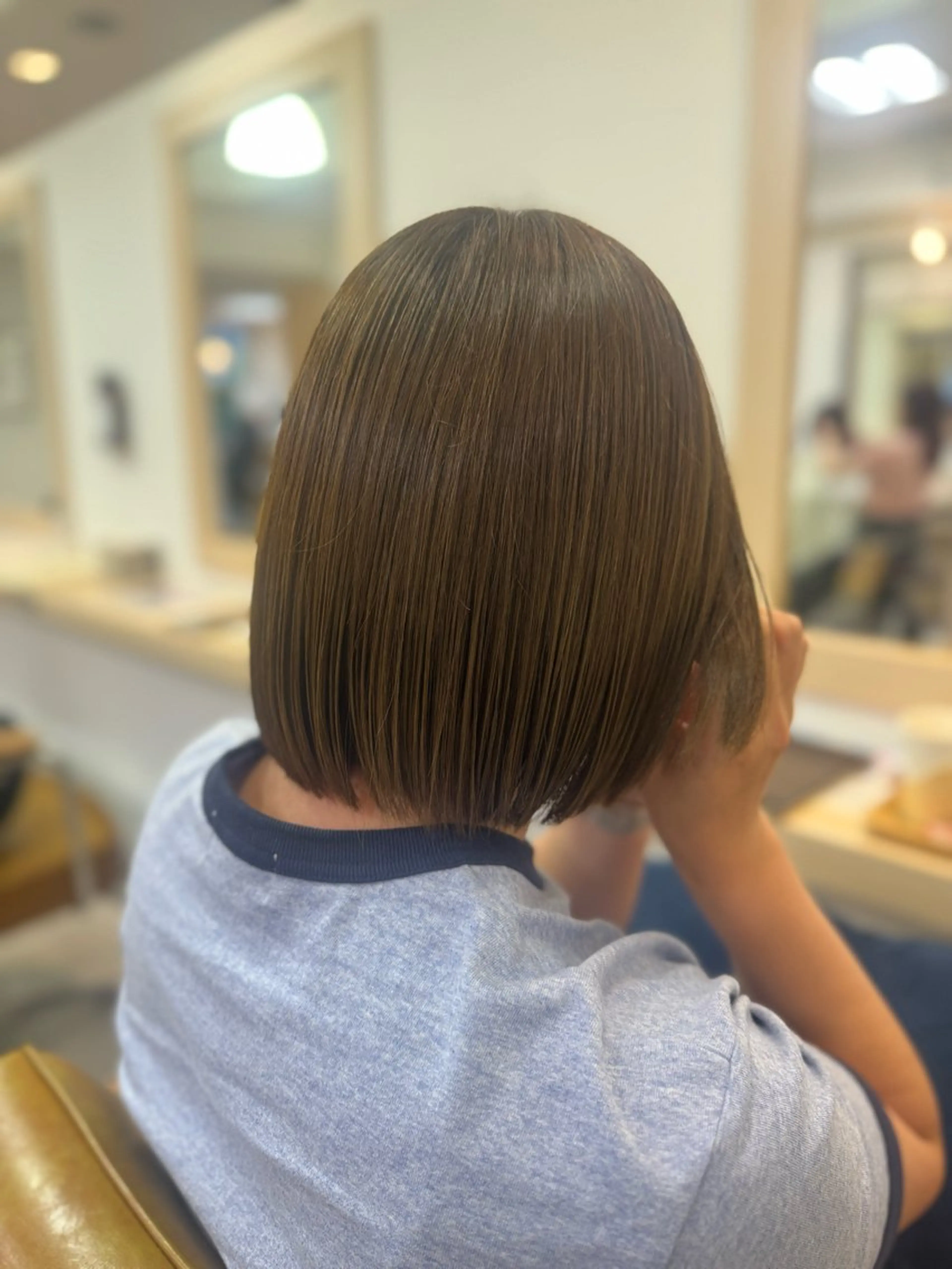 ショート 金山/レイヤー カット/Hikariのヘアスタイル