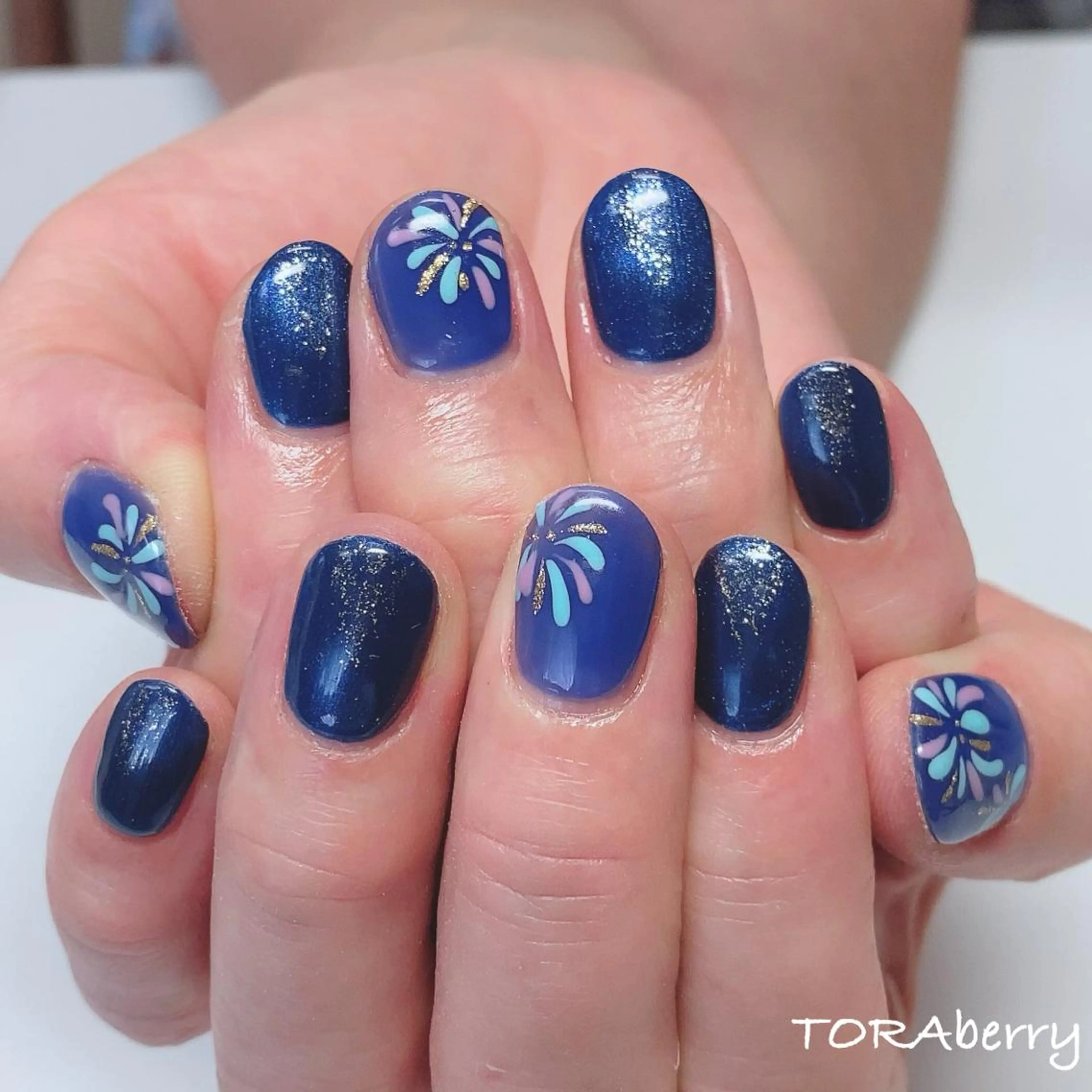 ネイル ネイリスト なつみのネイルデザイン