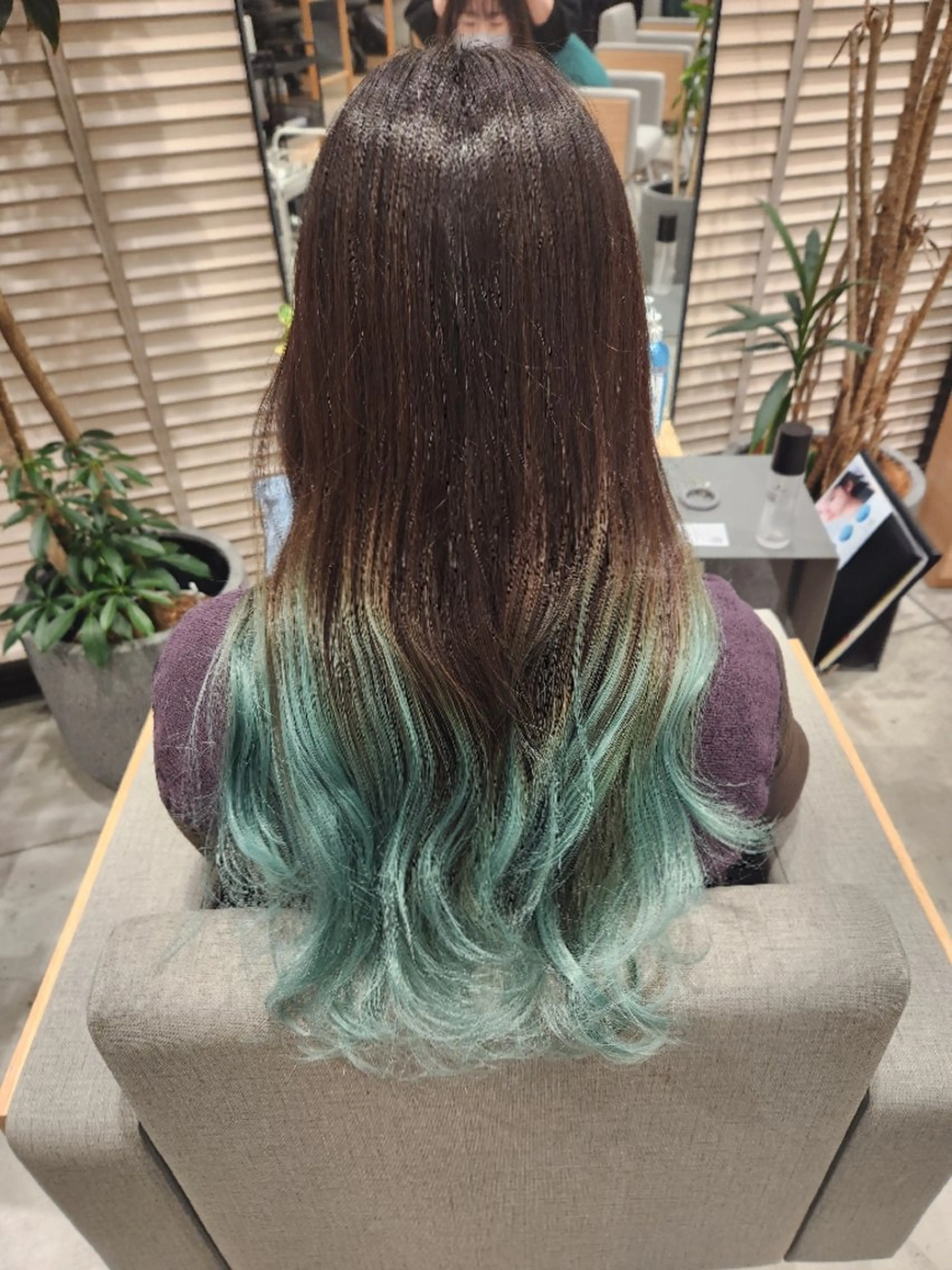 ロング トリートメント 💜艶髪カラー💜 🎶富川美希🎶のヘアスタイル