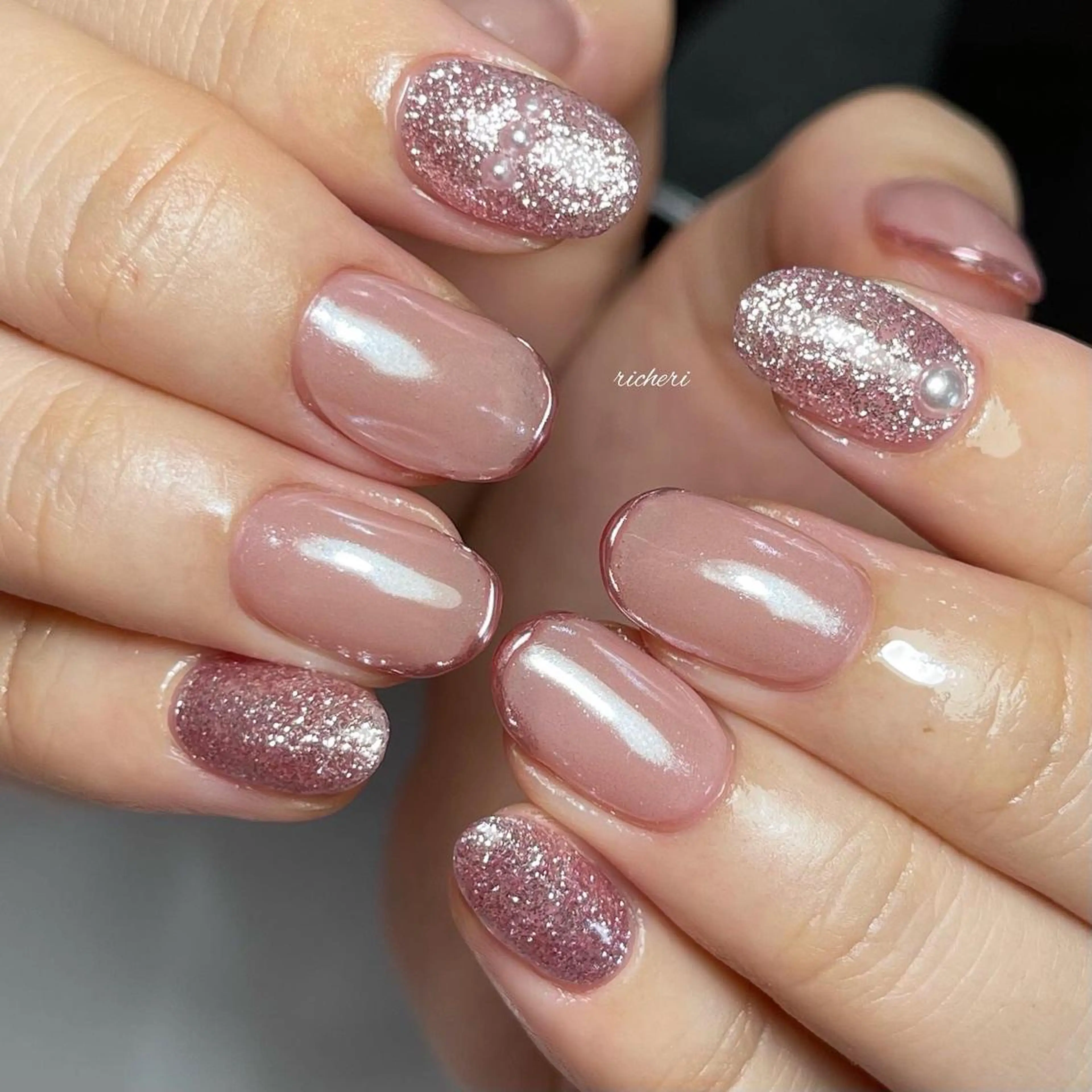 ミディアム ネイル 韓国風ヘア アートネイル フットネイル フレンチネイル ジェルネイル richeri beautyのエステ・リラクイメージ