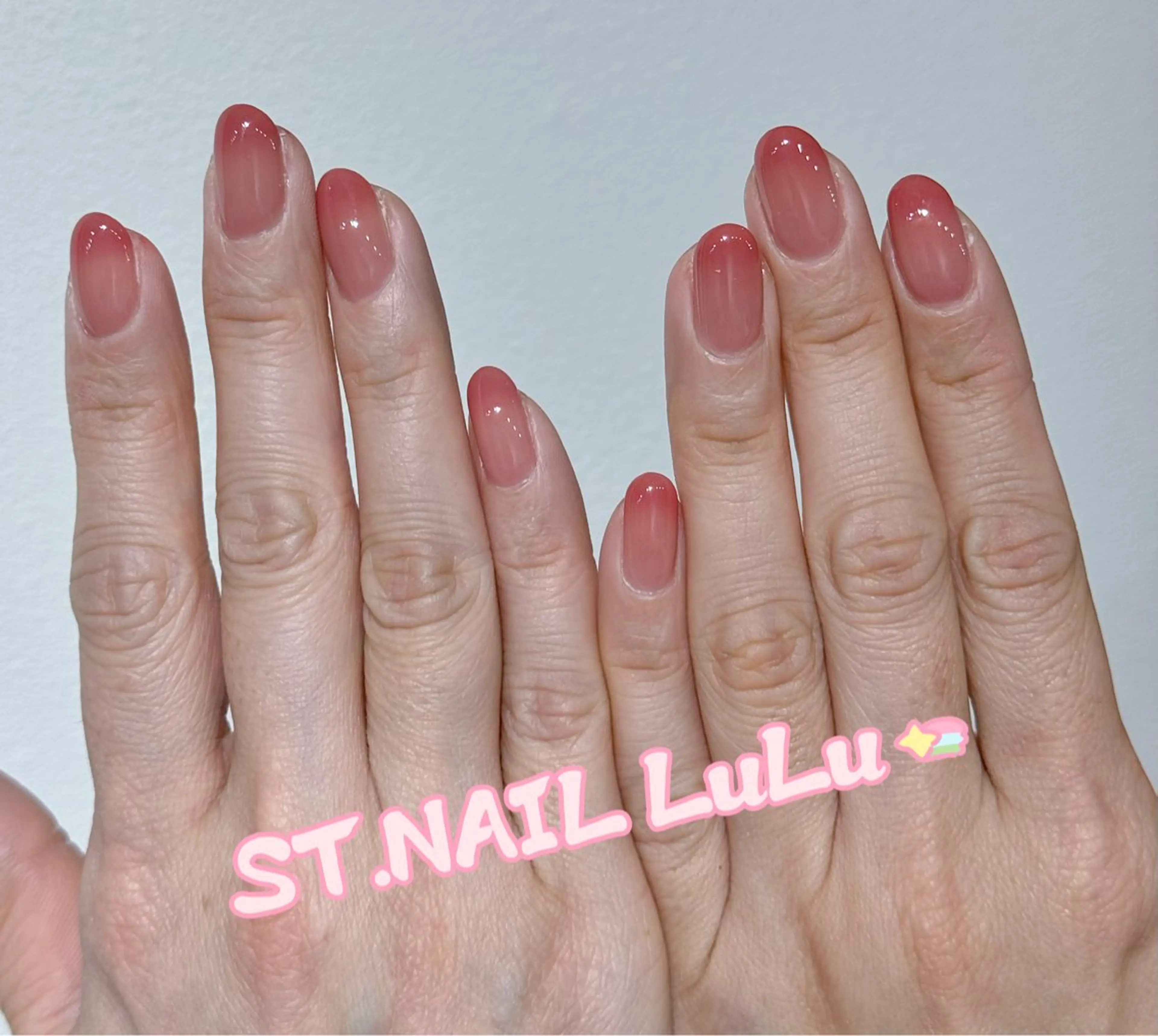 ネイル グラデーション エスティーネイル ルルのネイルデザイン