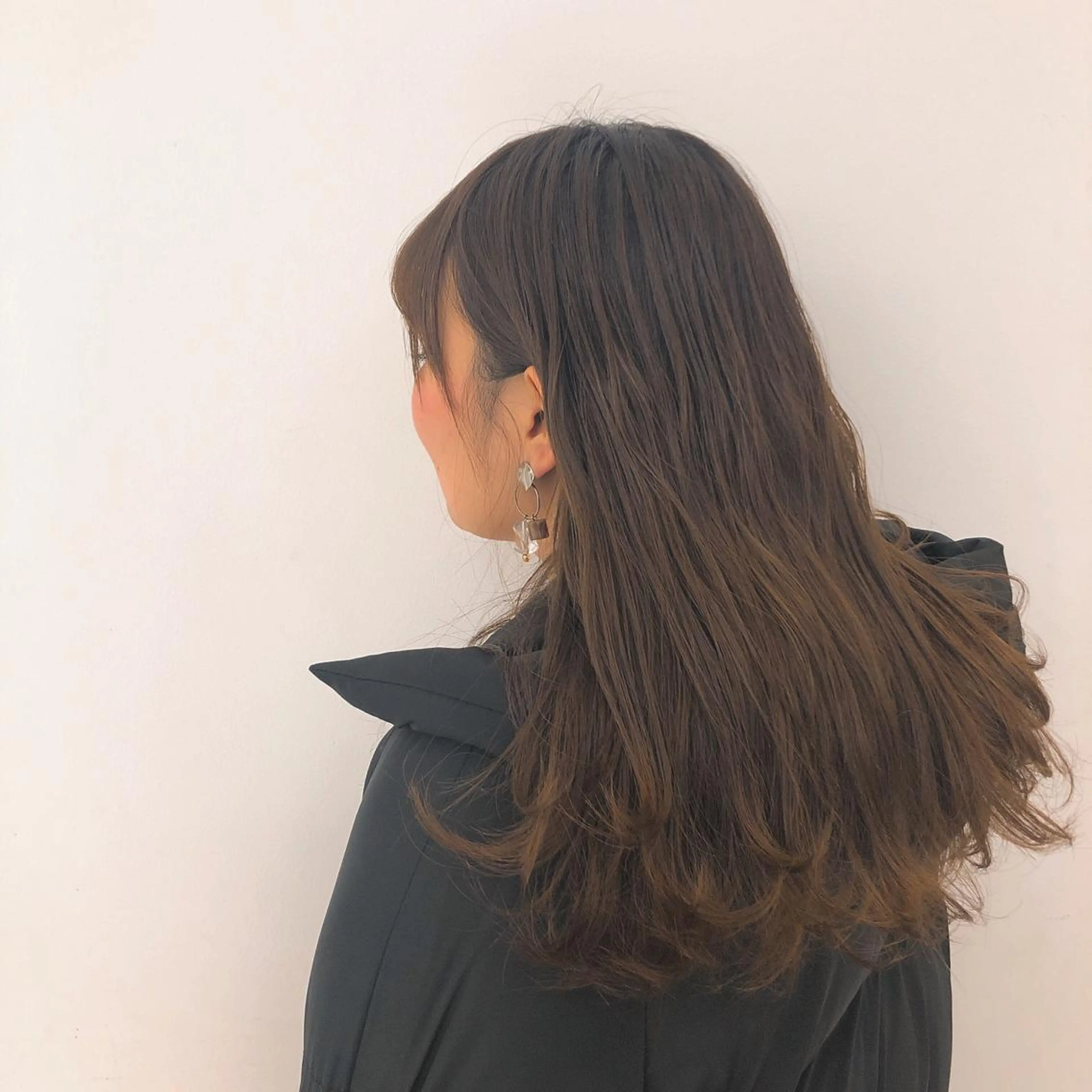 ロング 渡邊 唯のヘアスタイル