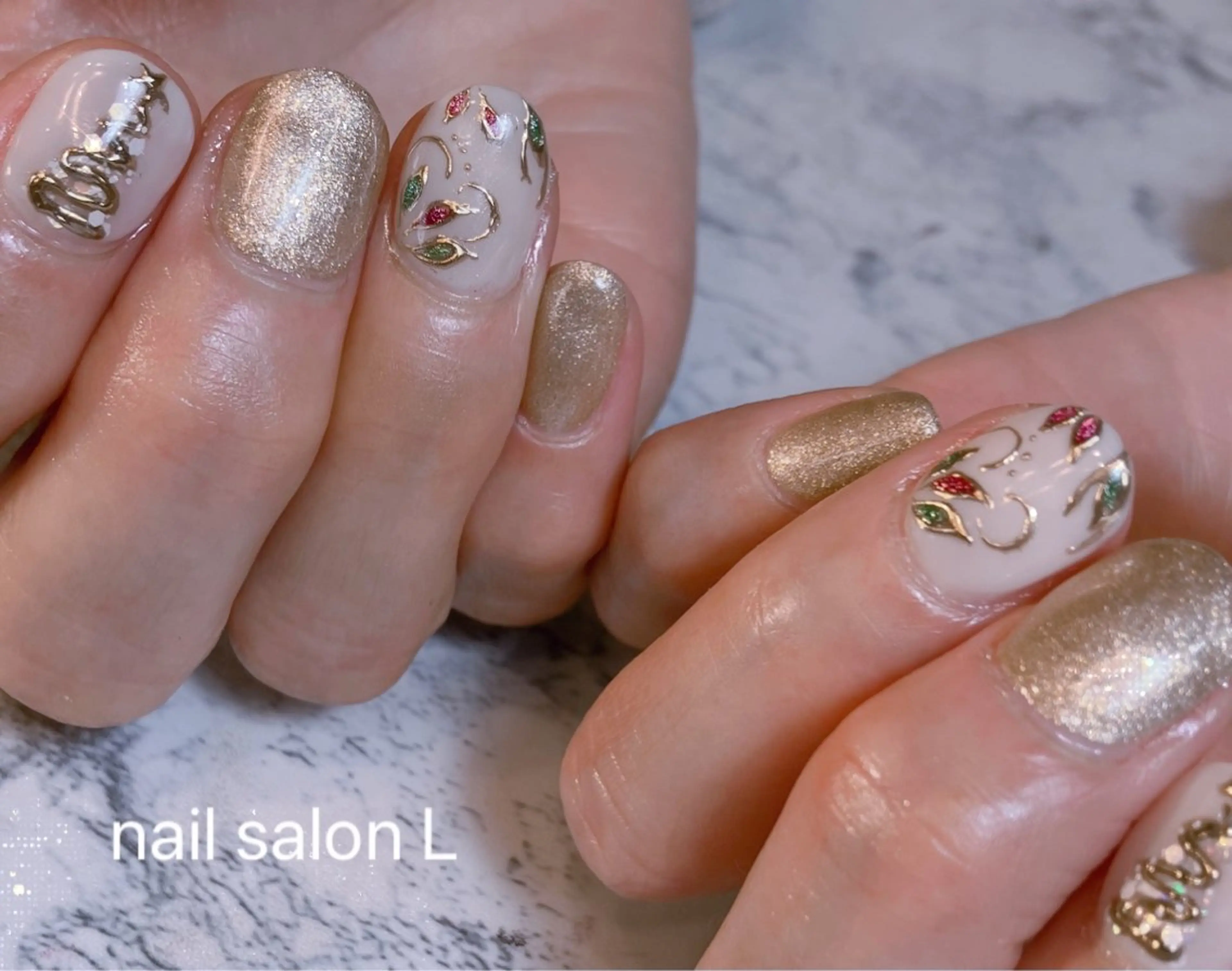 ネイル 冬ネイル クリスマス ハンドネイル 吉川市 ネイルサロンLのネイルデザイン