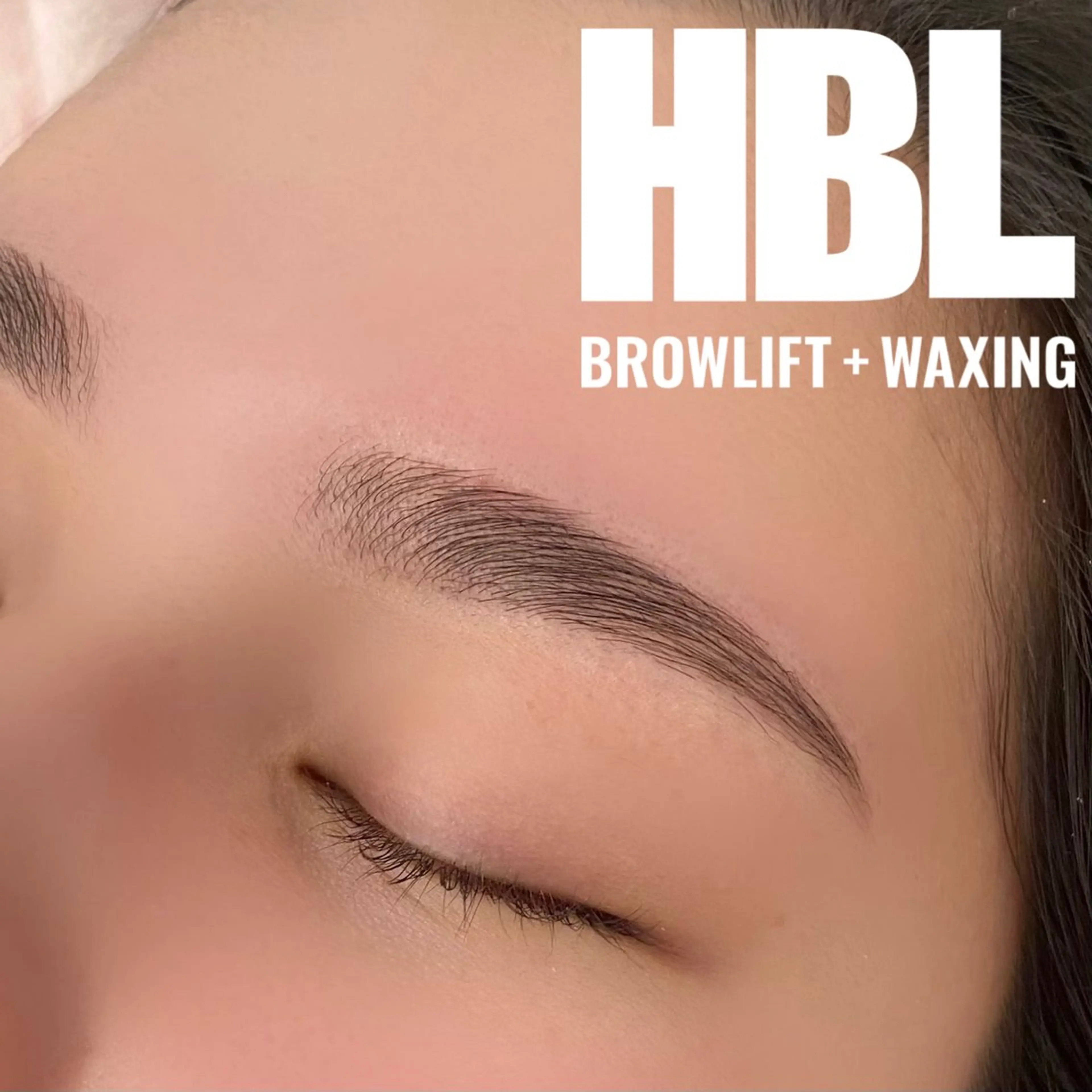 【HBL】ハリウッドブロウリフト＋WAXの写真