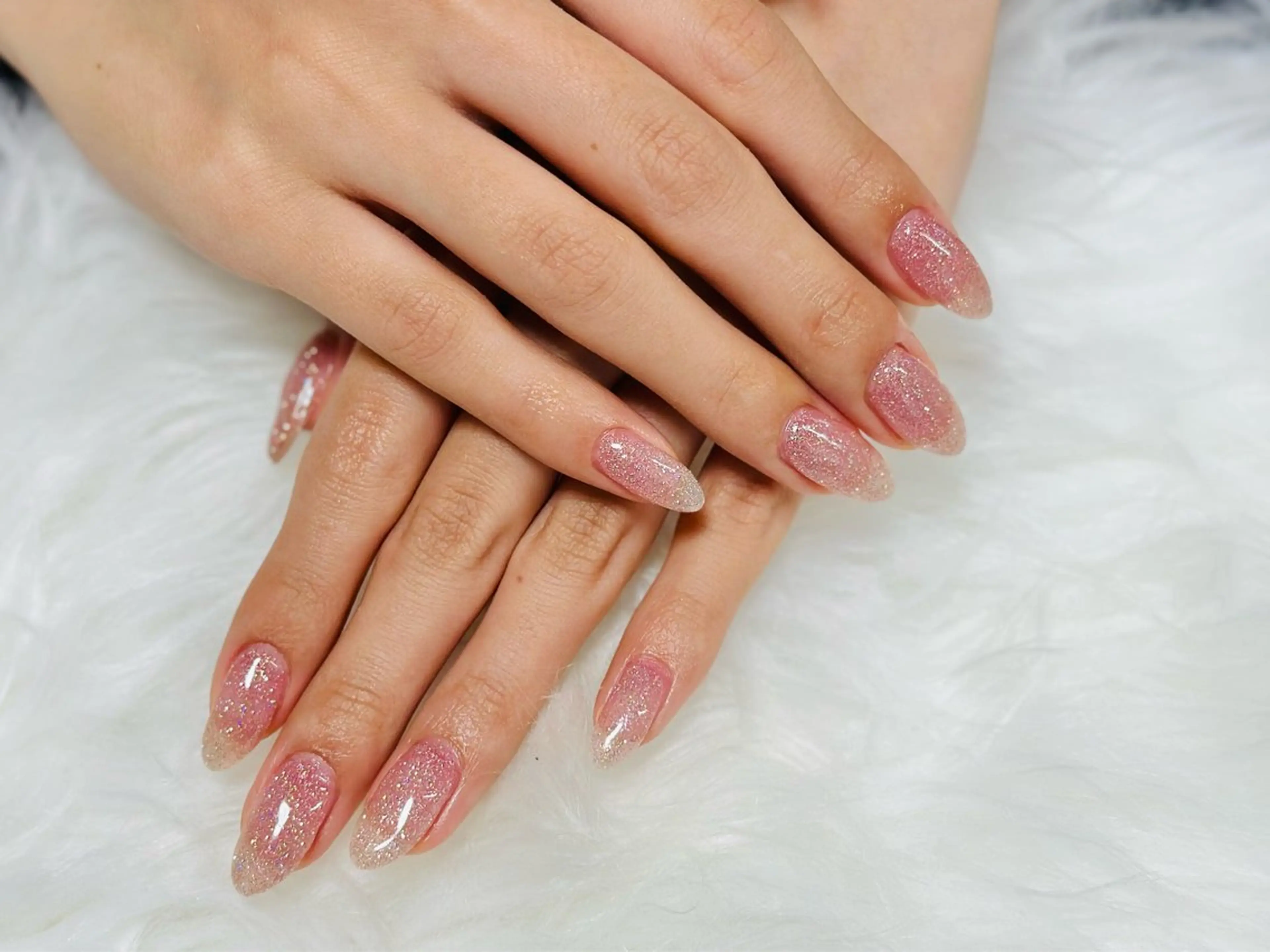 ネイル フラッシュネイル ワンカラーネイル nailsalon oluoluのネイルデザイン