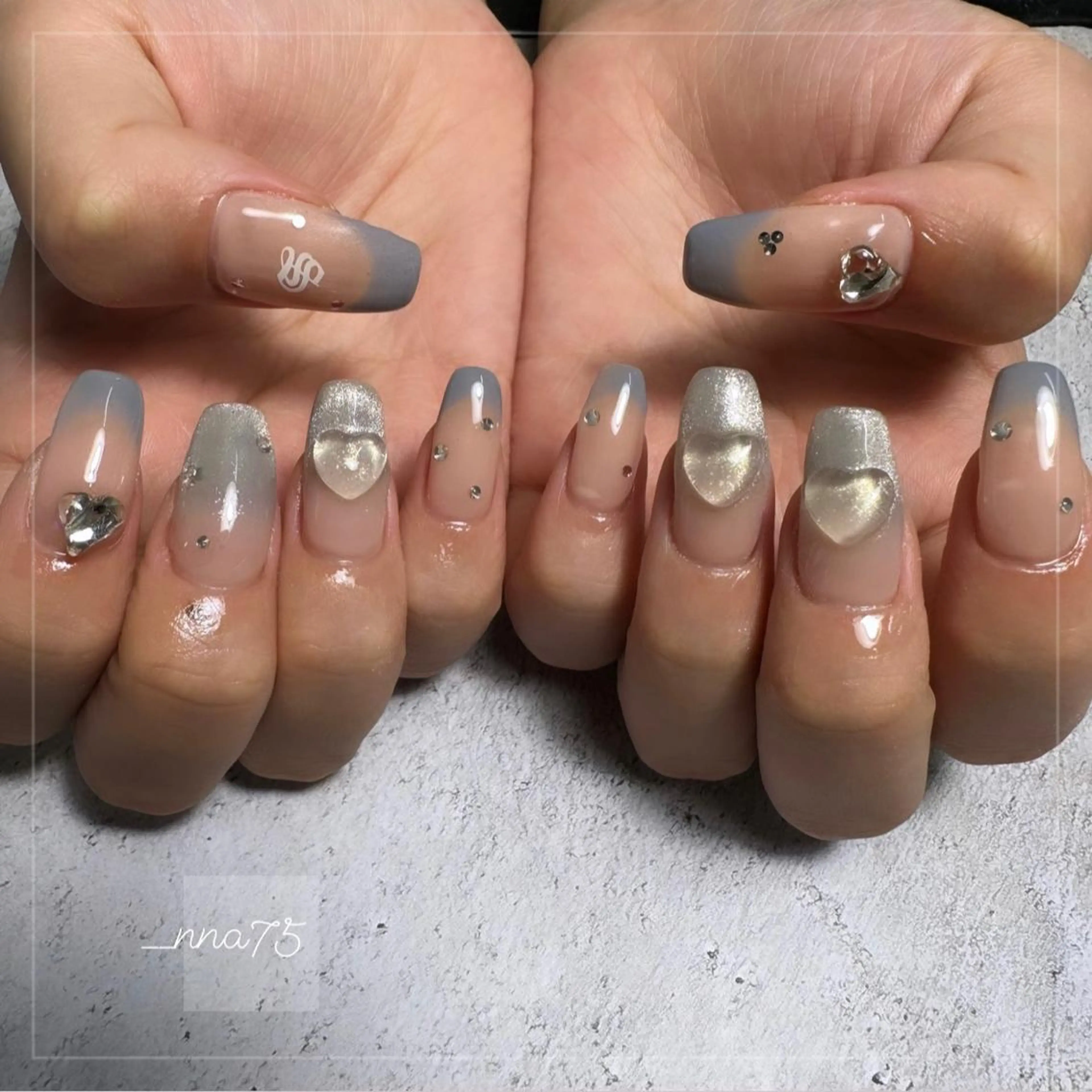 ネイル GRANDE OSU Anna 🧸💛のネイルデザイン