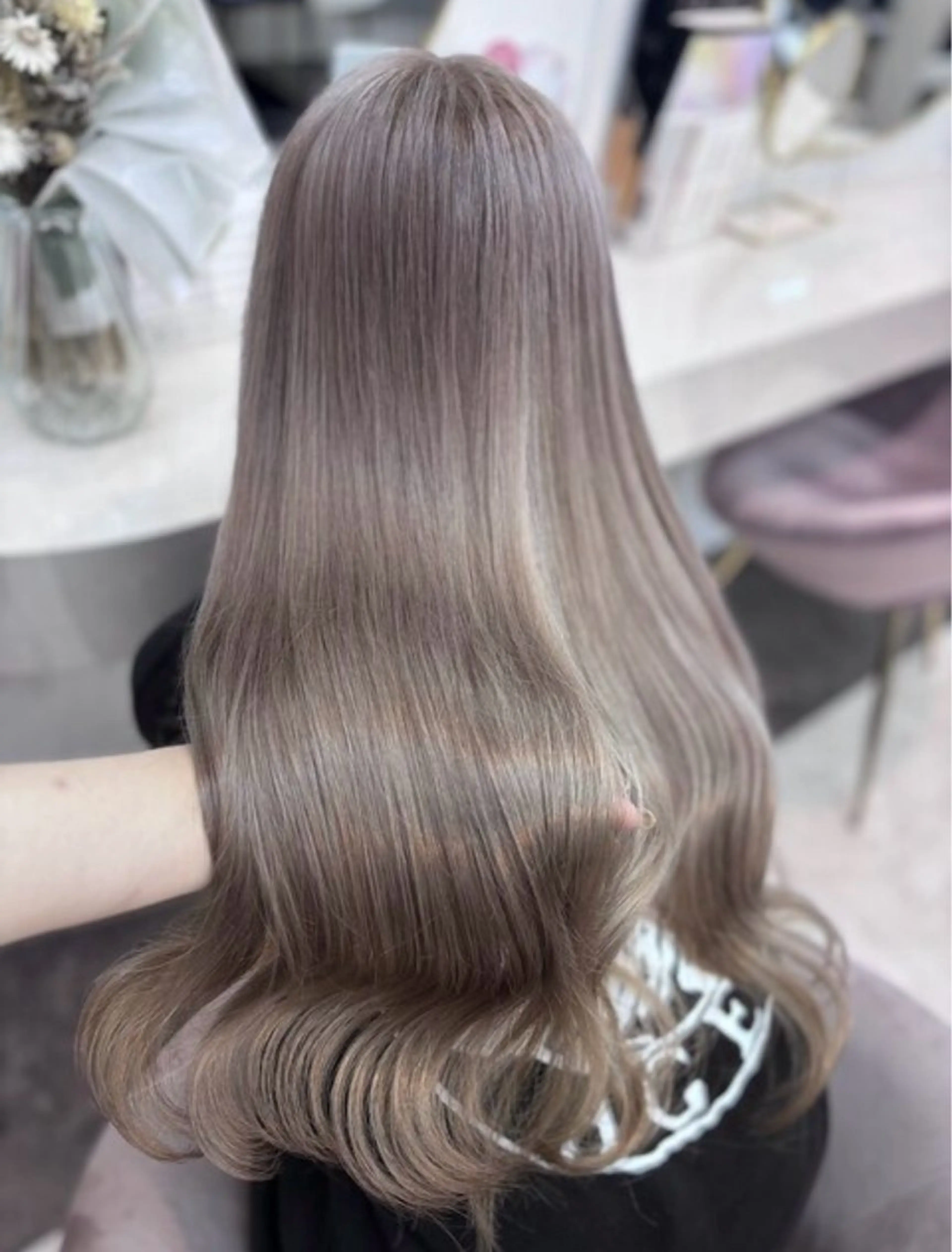 ロング 🤍るい🤍ブリーチ モデル募集中🪽🫧のヘアスタイル