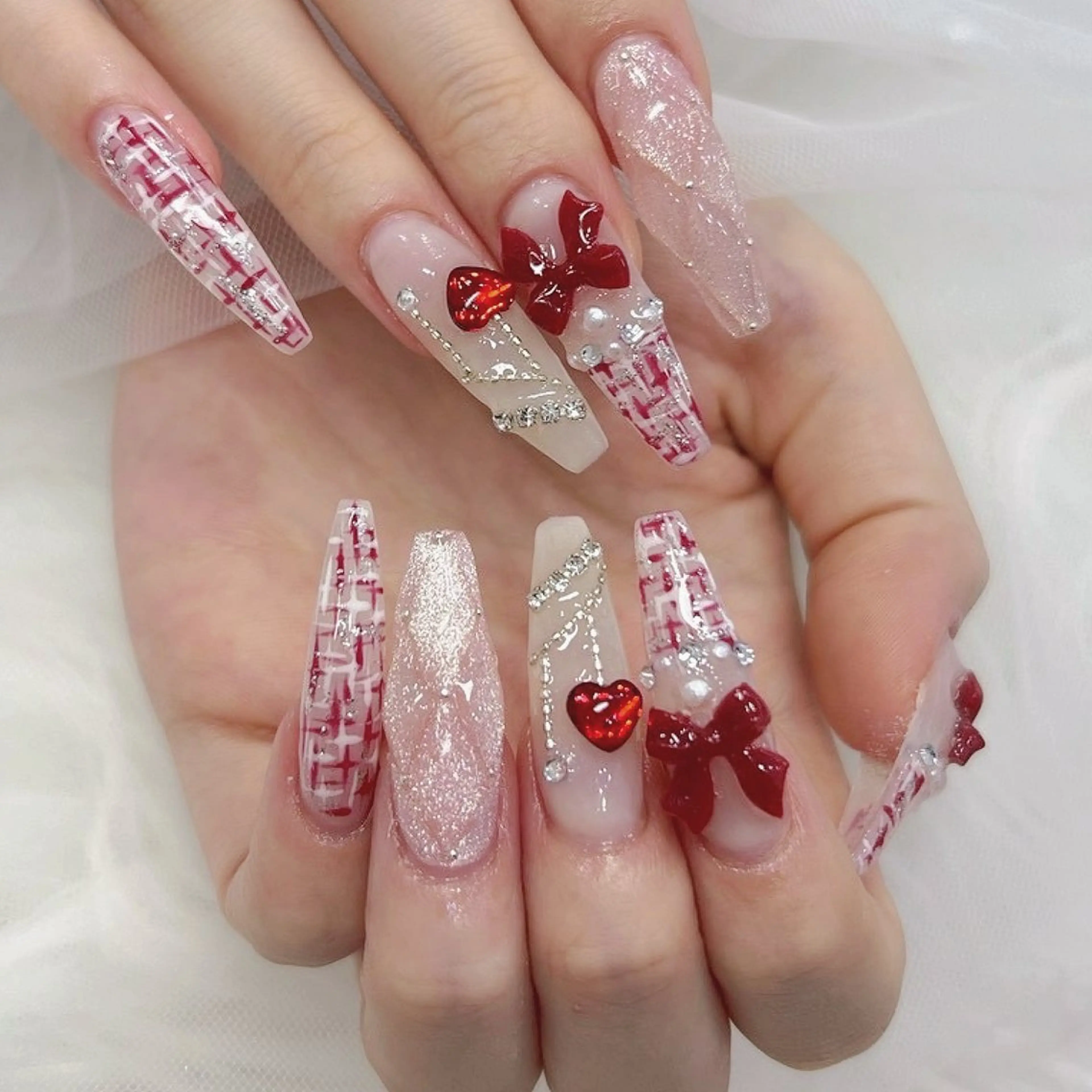 ネイル フレンチネイル 韓国ネイル マグネットネイル ニュアンスネイル ワンカラーネイル Pio Mielのネイルデザイン