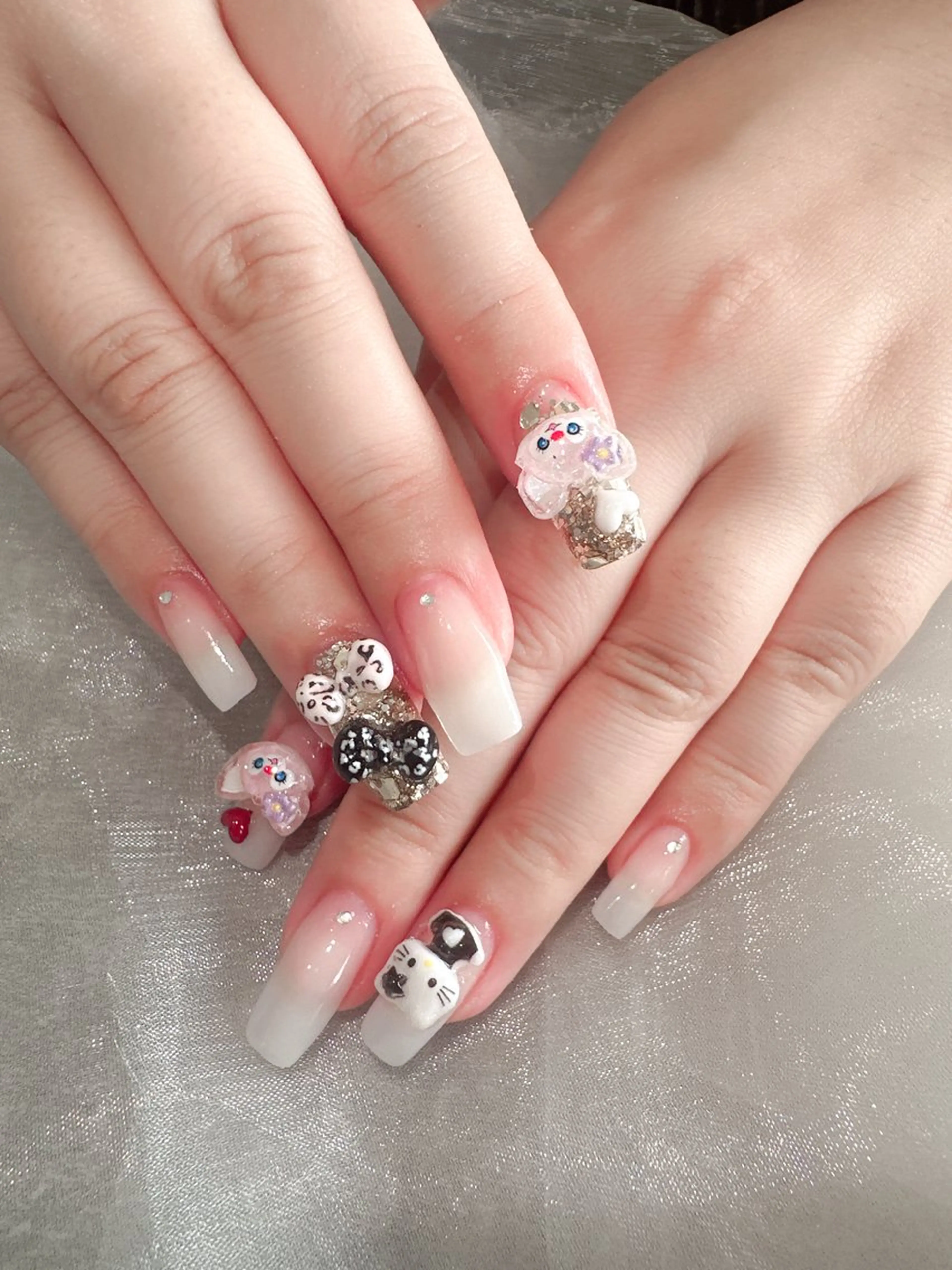 ネイル スカルプネイル ハンドネイル Lily 竹前のネイルデザイン