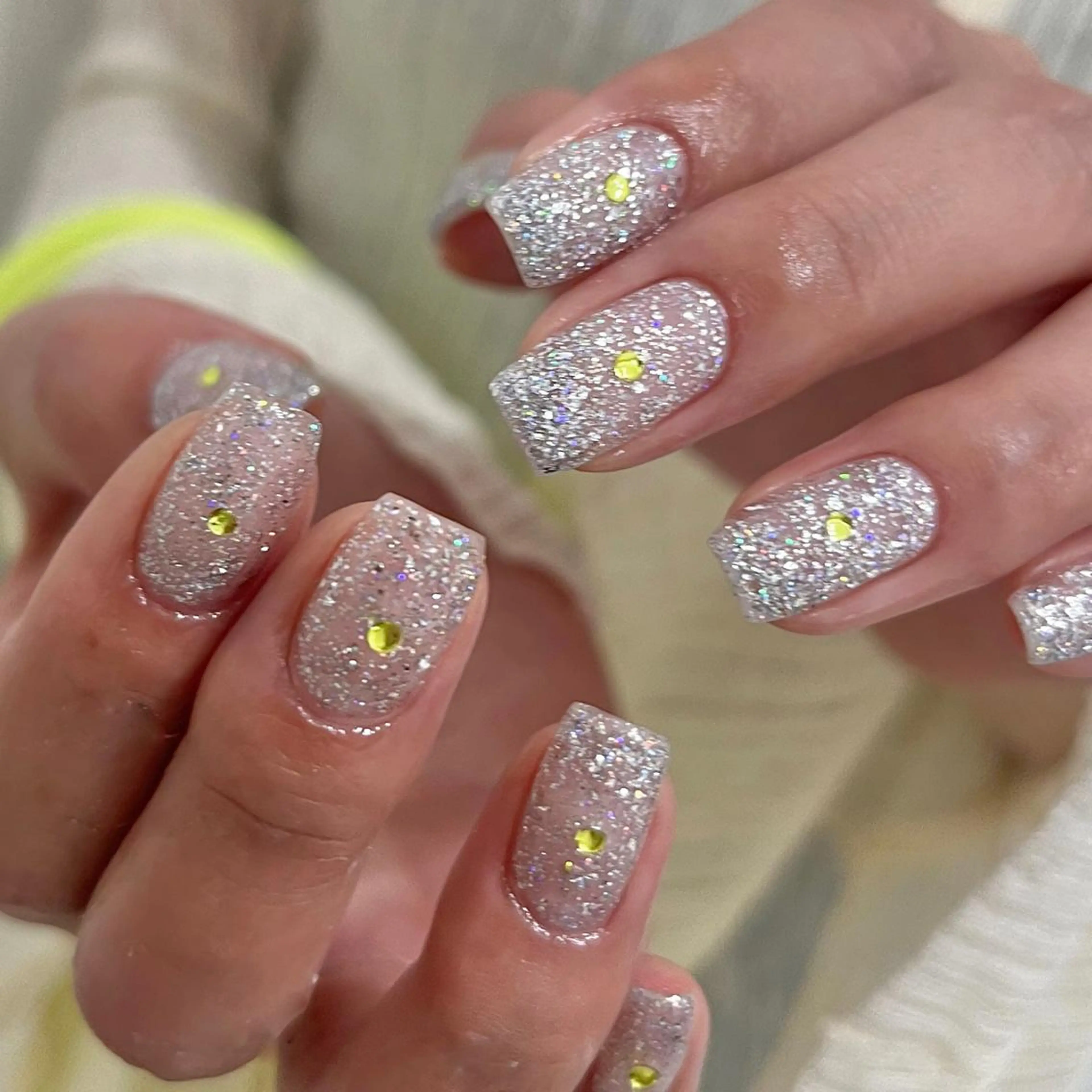 ネイル ラメ(グリッター) ストーンネイル ハンドネイル vegh. nail／阿波座のネイルデザイン