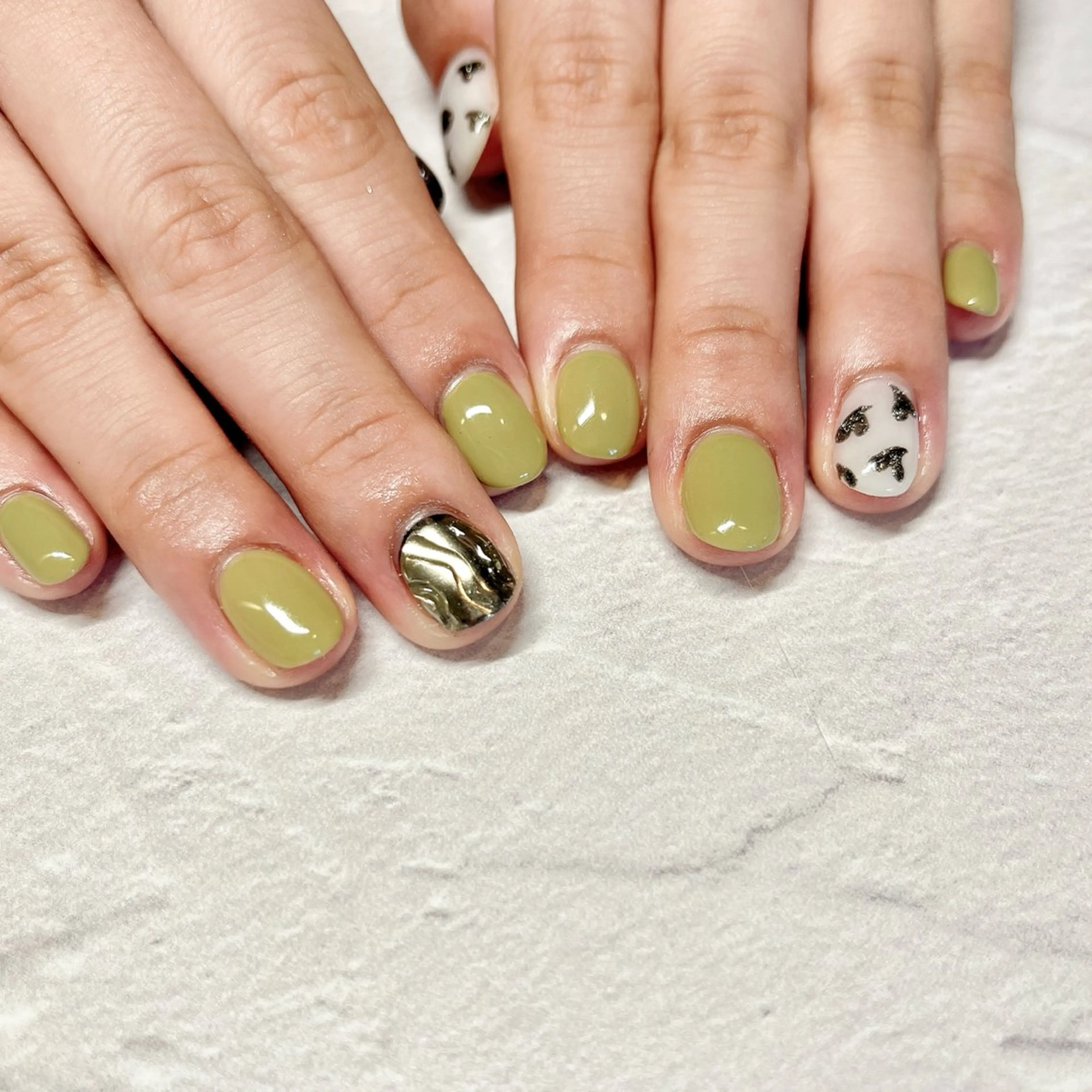ネイル ハンドネイル li___nail 31のネイルデザイン