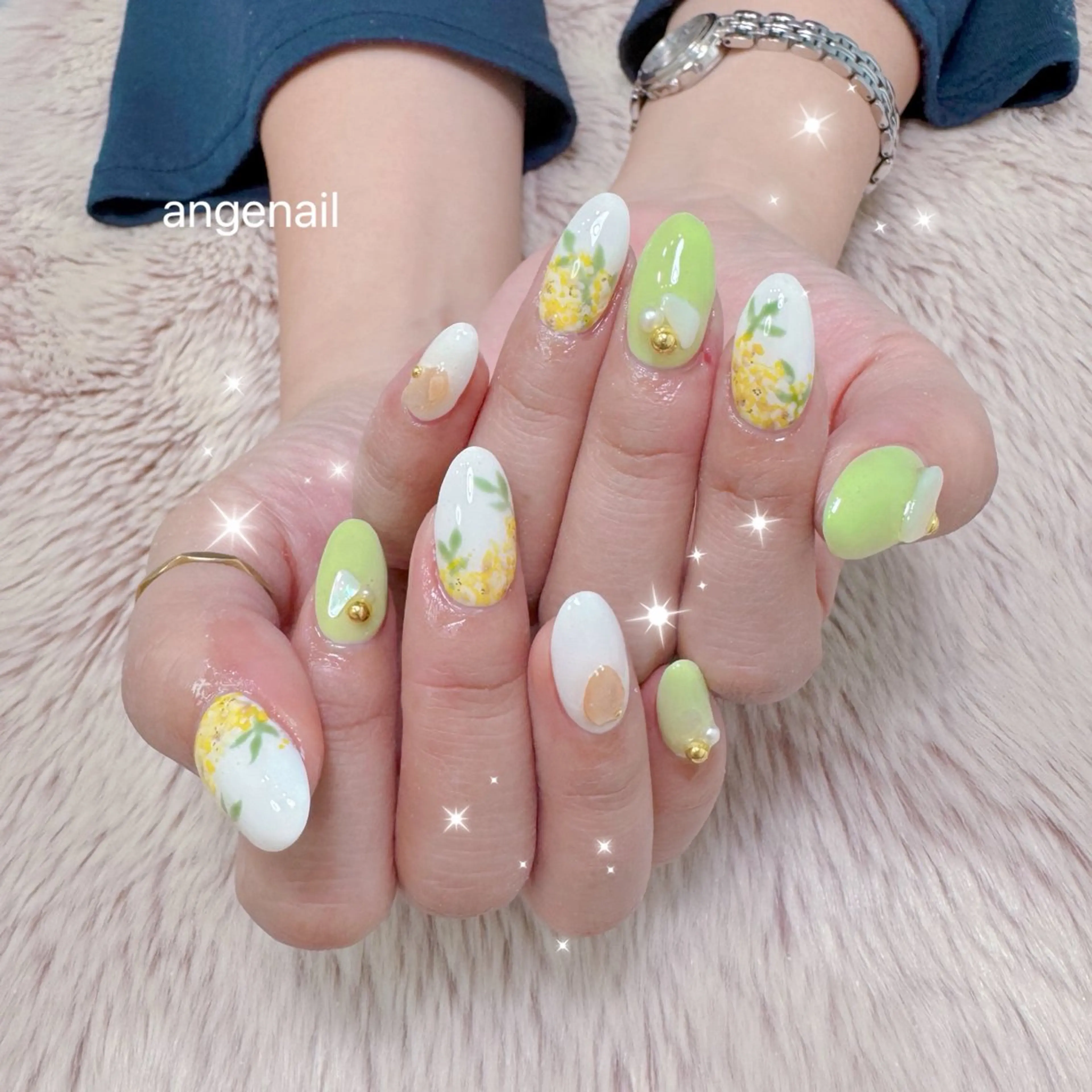 ネイル ハンドネイル オーナーネイリスト MAKIのネイルデザイン