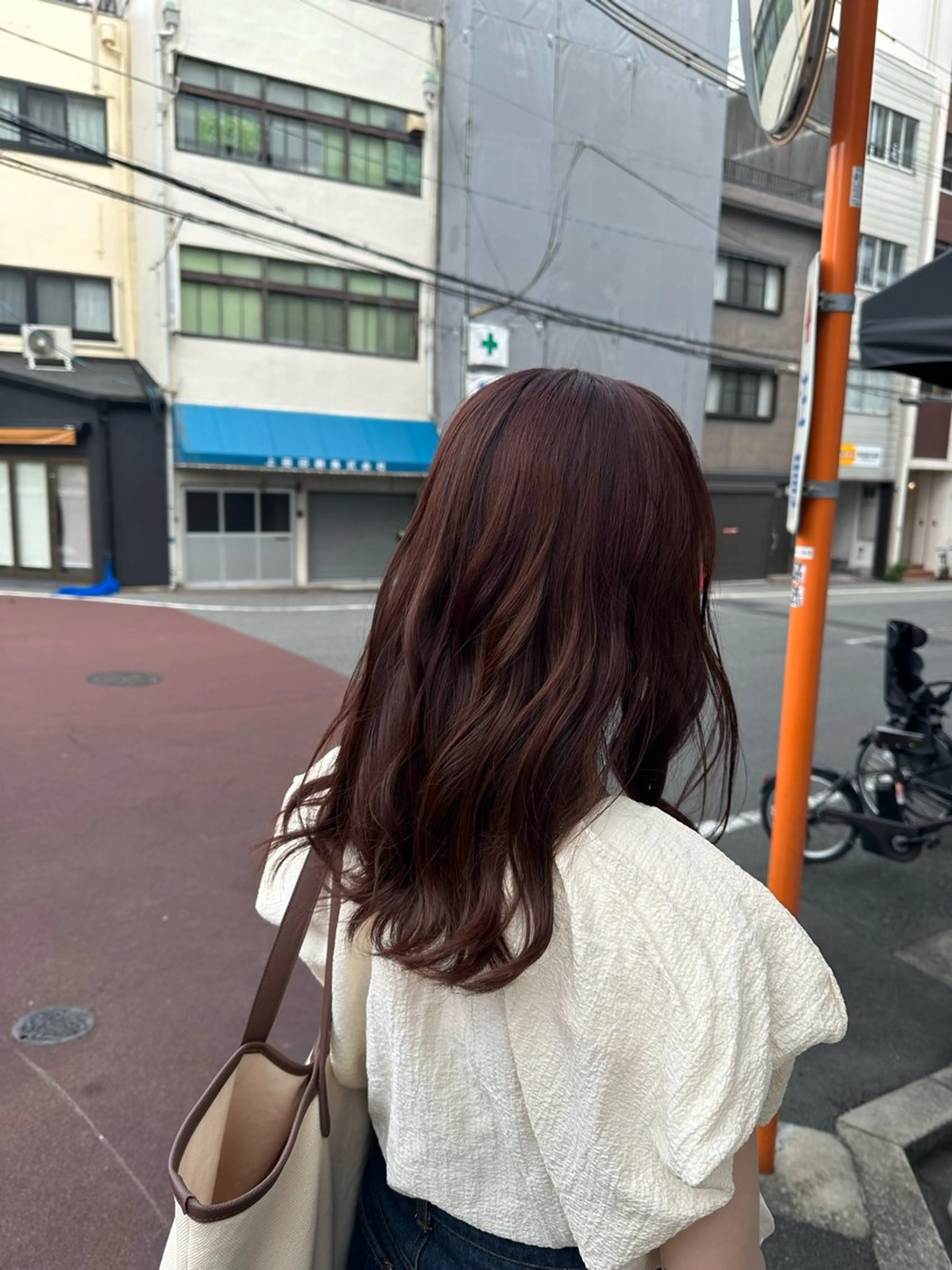ミディアム ピンクブラウン きたむら ひかりのヘアスタイル
