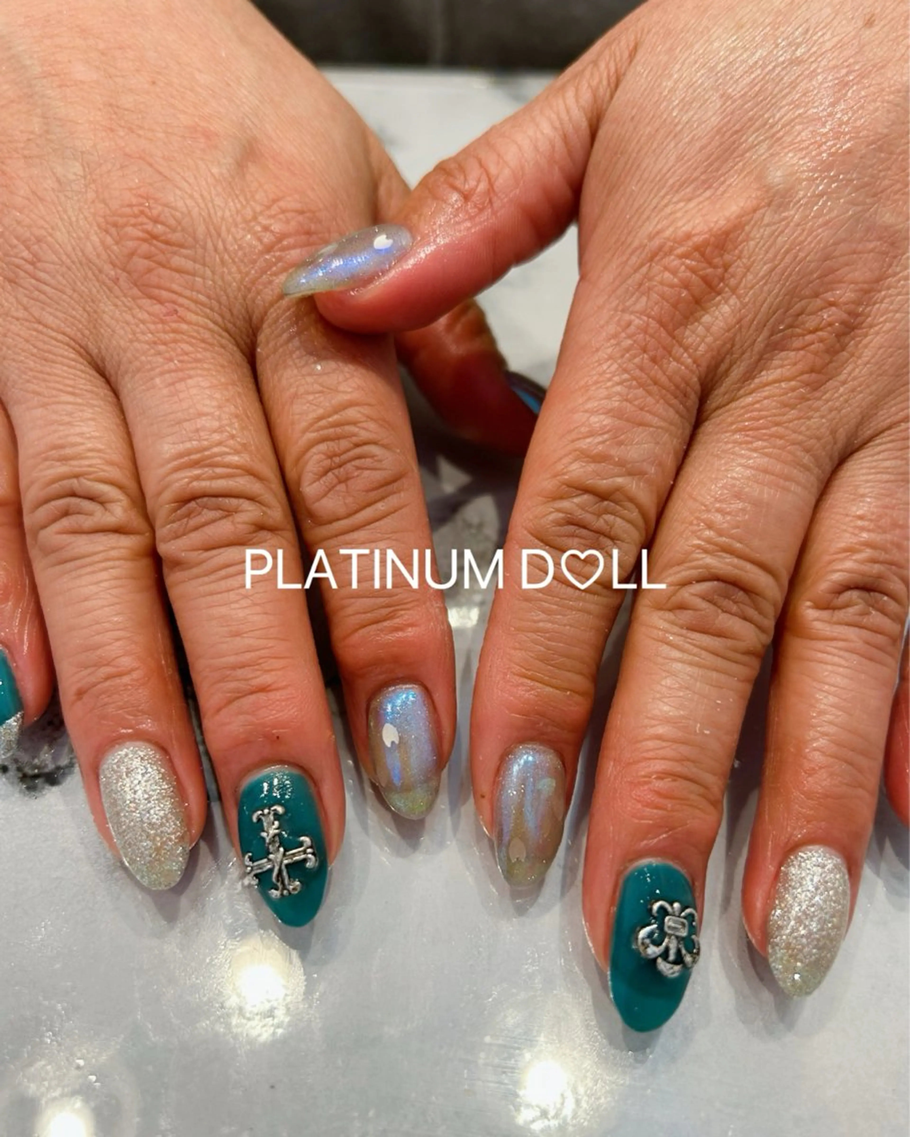 ネイル グラデーション オフィスネイル ワンカラーネイル シンプルネイル ハンドネイル 🎀大人nail /NOISMはな🎀のネイルデザイン