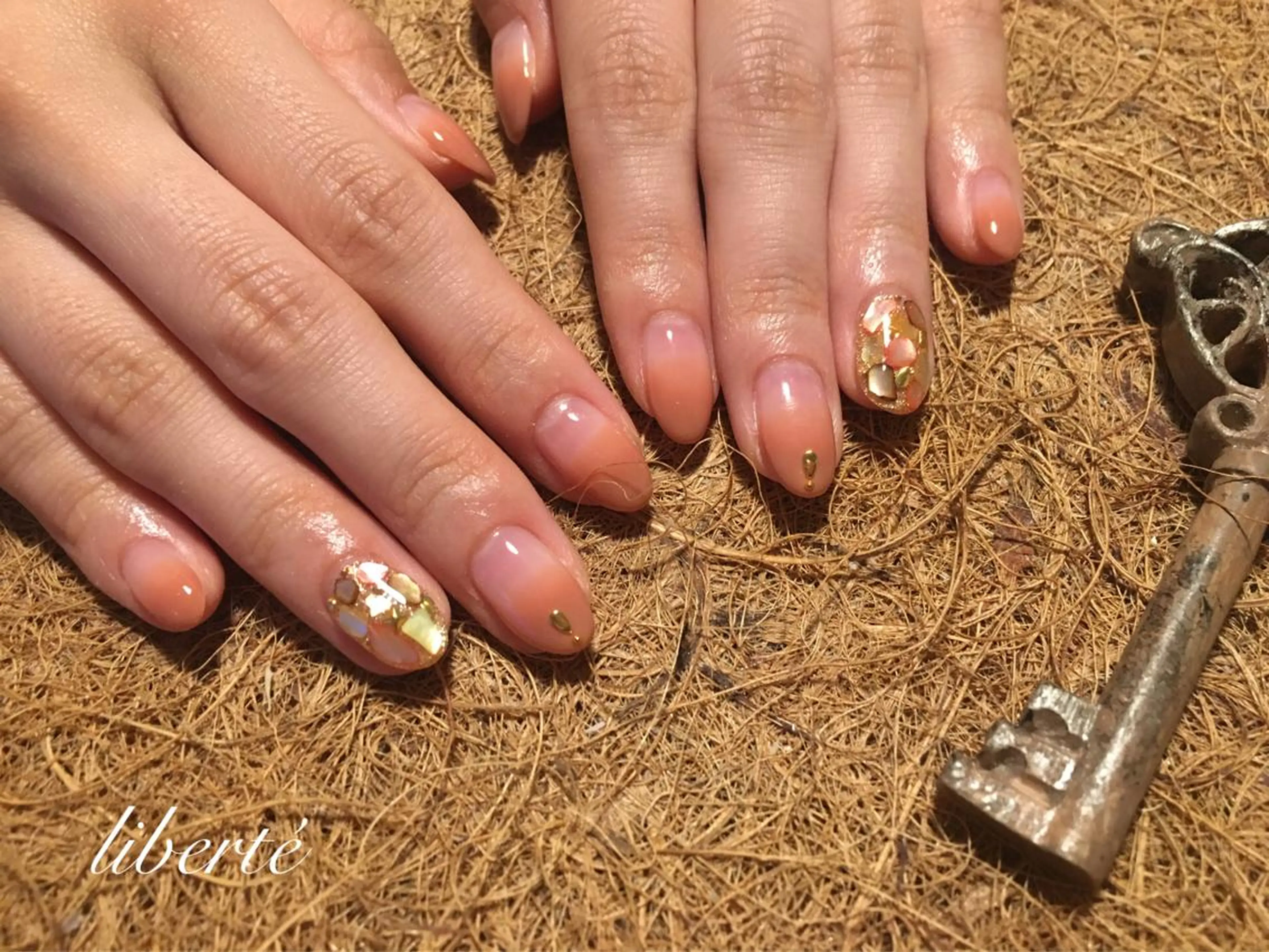 ネイル liberté (リベルテ)のネイルデザイン