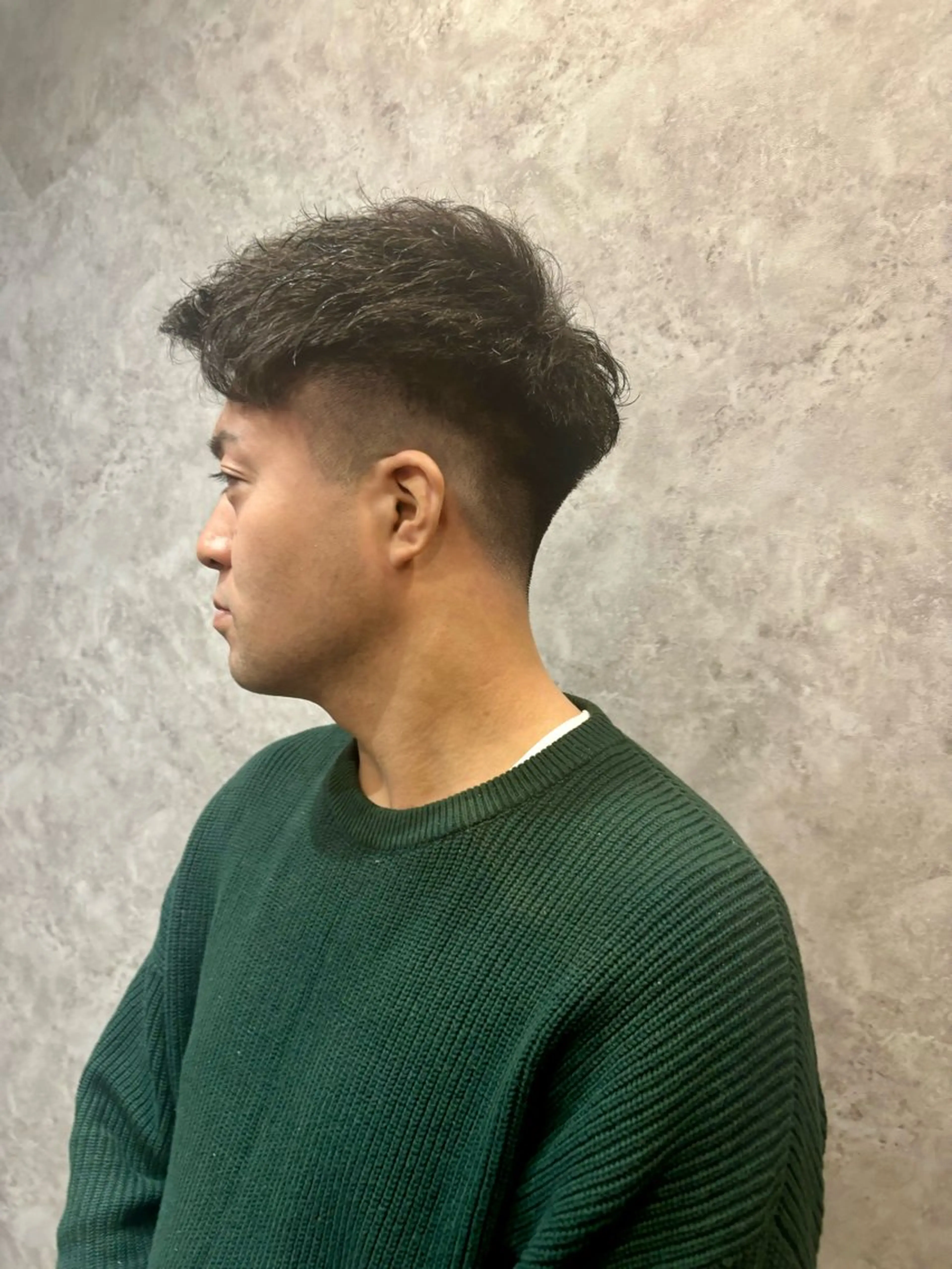 ショート メンズ アップバング 刈り上げ カット 福澤玲央／博多／千代 ／メンズカットのヘアスタイル