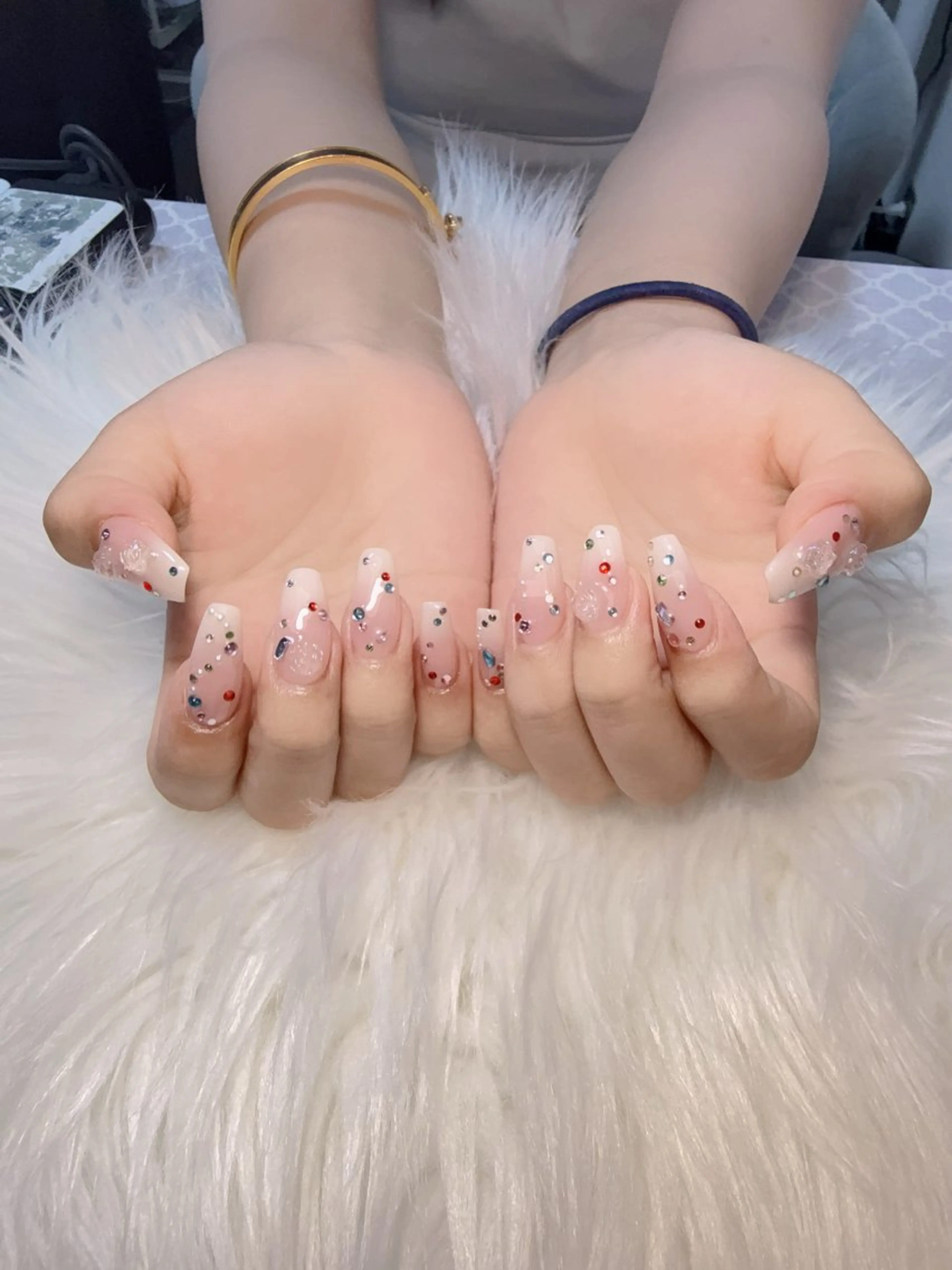 ネイル ジェルネイル マグネットネイル ニュアンスネイル ワンホンネイル ハンドネイル 波 なみのネイルデザイン