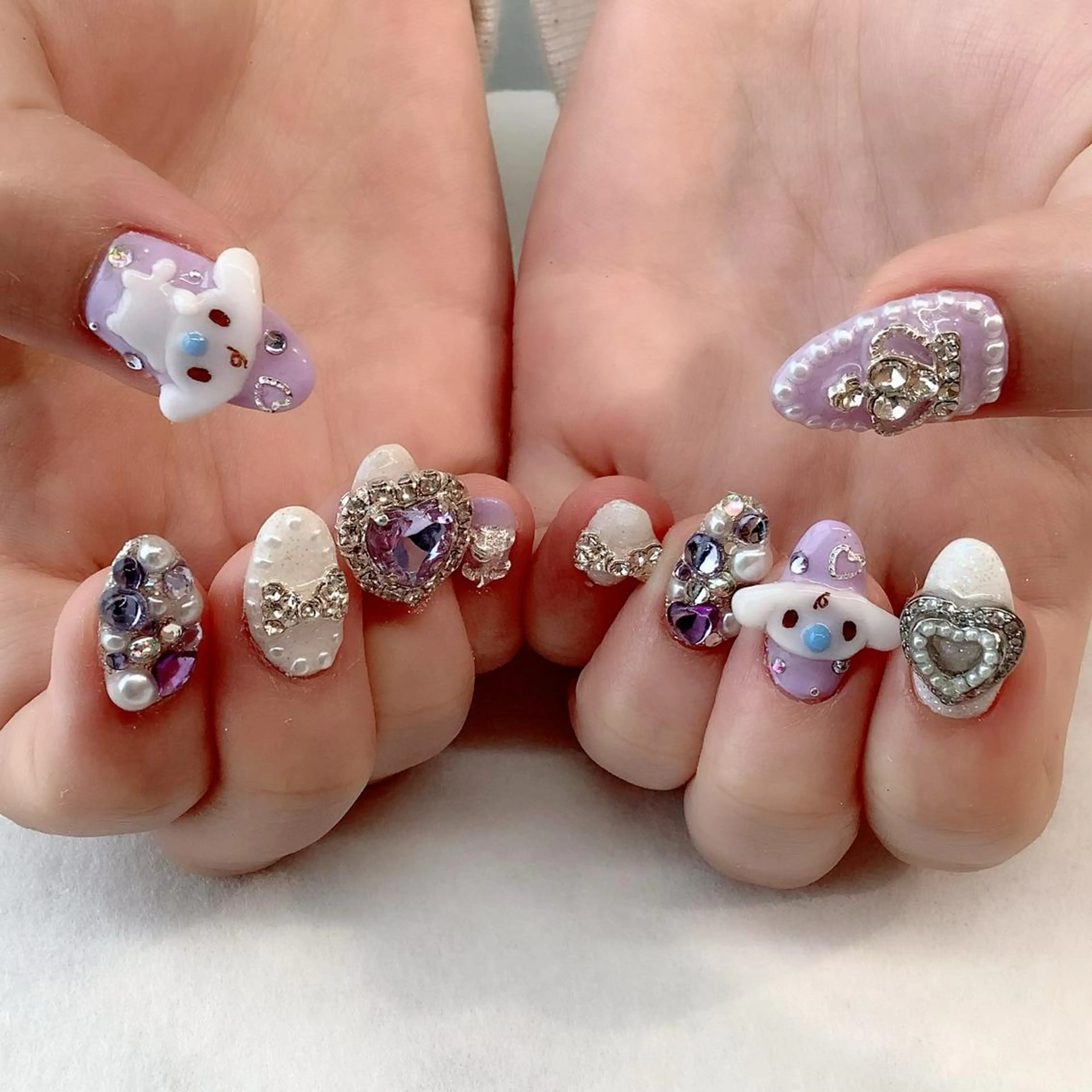 ネイル ハンドネイル 💎🐰 saki. m 🐰💎のネイルデザイン