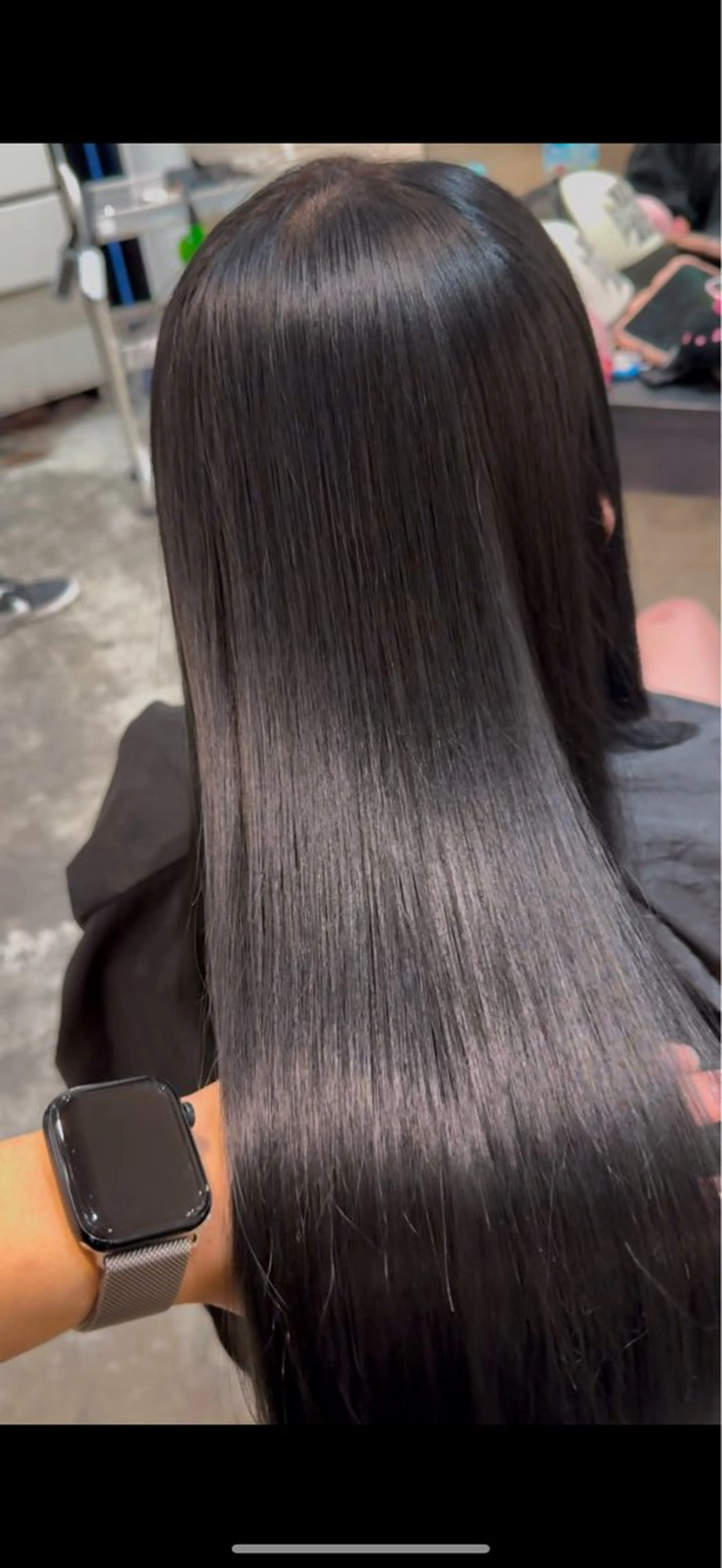 カラー 黒髪 グレーブラック ヘアカラー トリートメント 🌈レイヤーカット/ ハイトーン🌈タクマのヘアスタイル