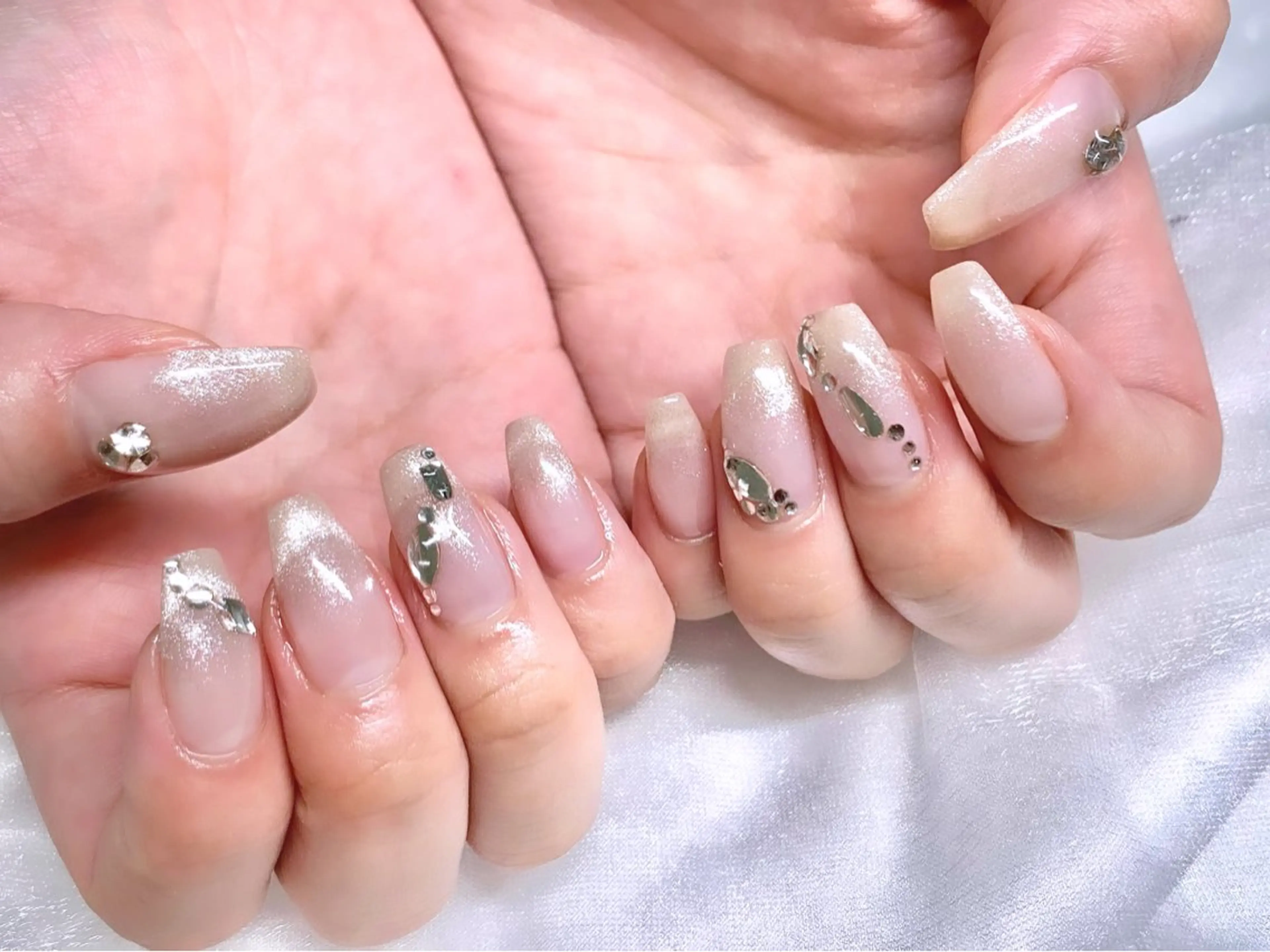 ネイル ハンドネイル Roi〈ロワ〉 Yume🎀のネイルデザイン