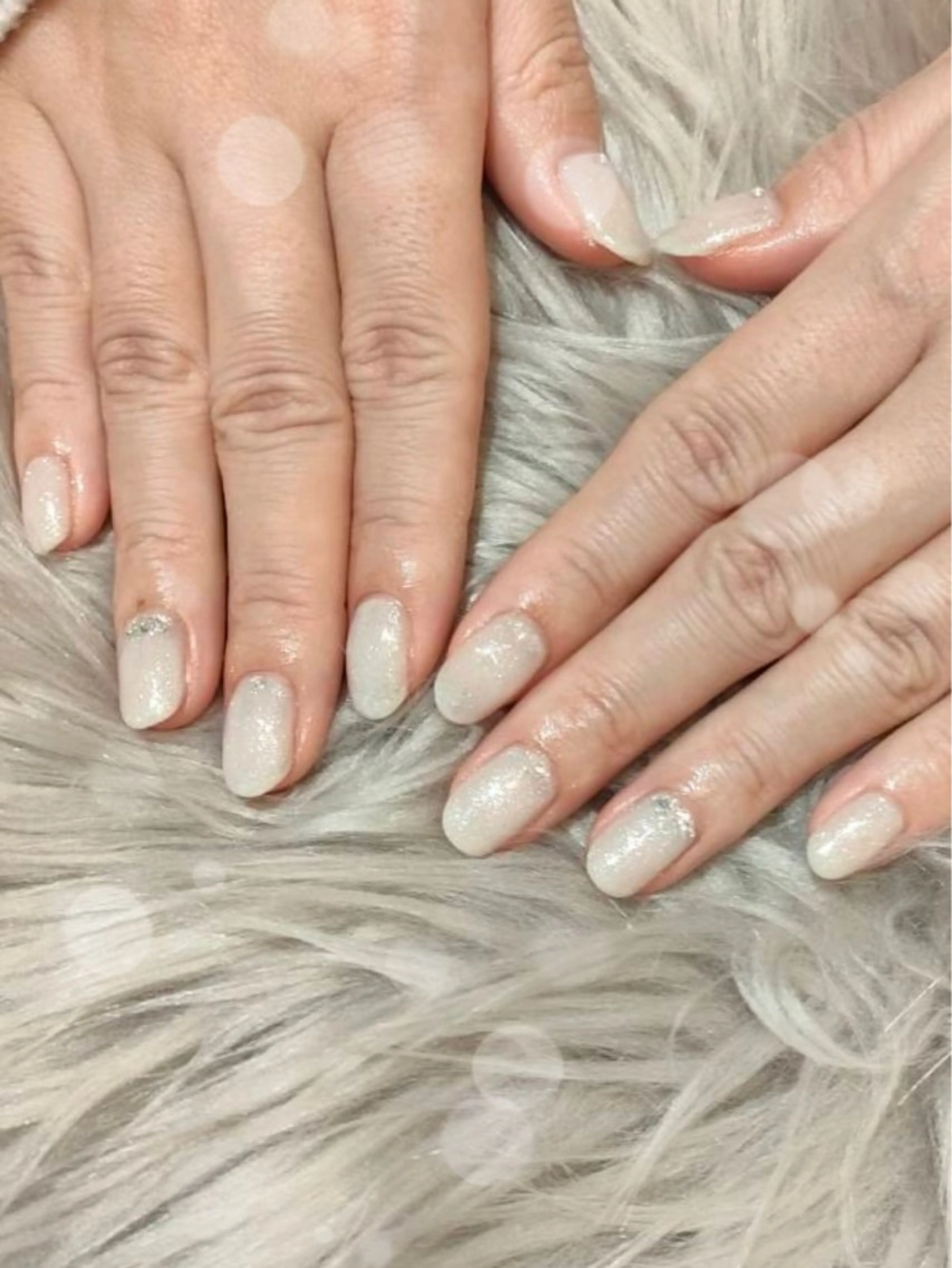 ネイル キラキラネイル ラメ(グリッター) ホワイト ハンドネイル Dress Me Nail 鈴木のネイルデザイン