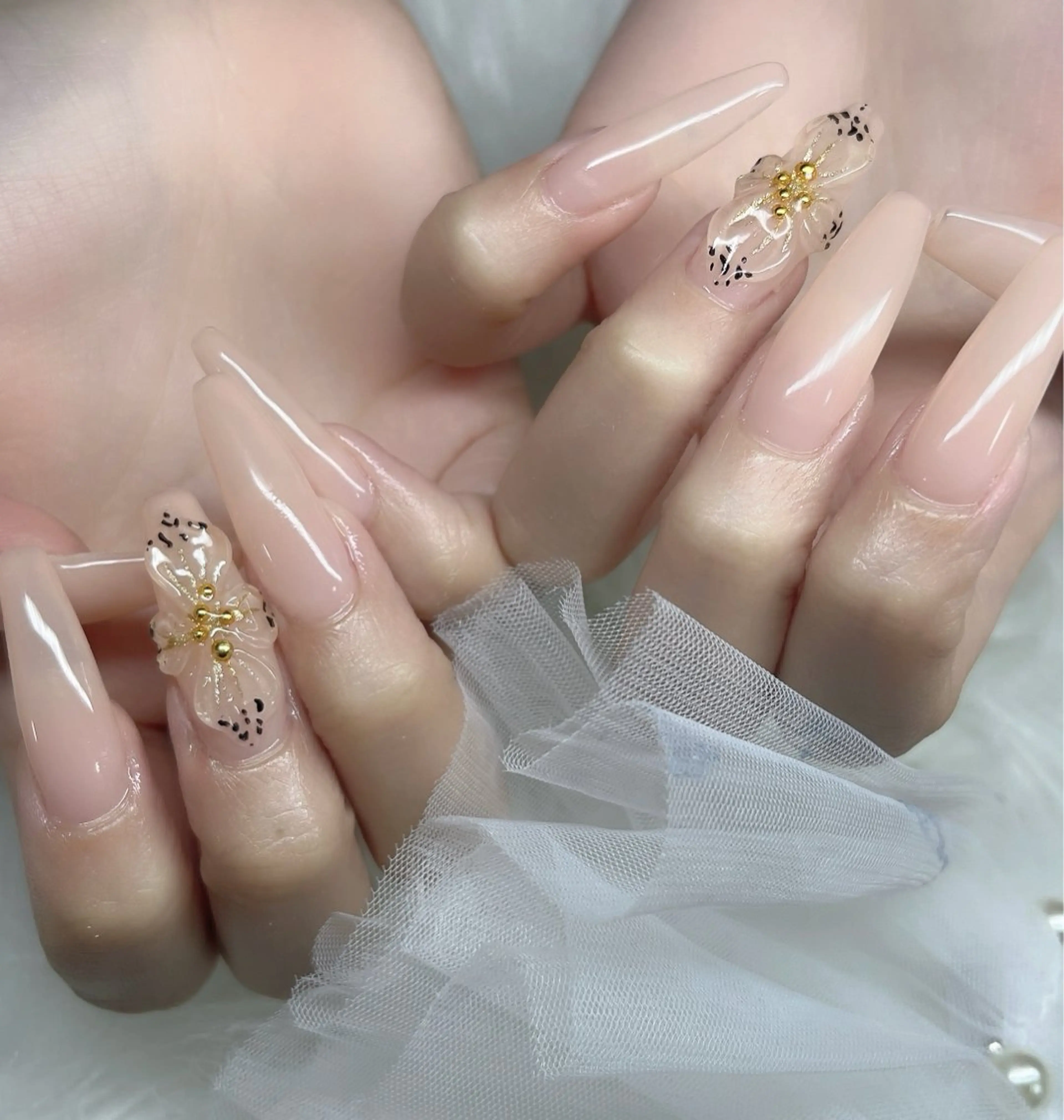 ネイル フラワーネイル ハンドネイル YOLO NAILのネイルデザイン