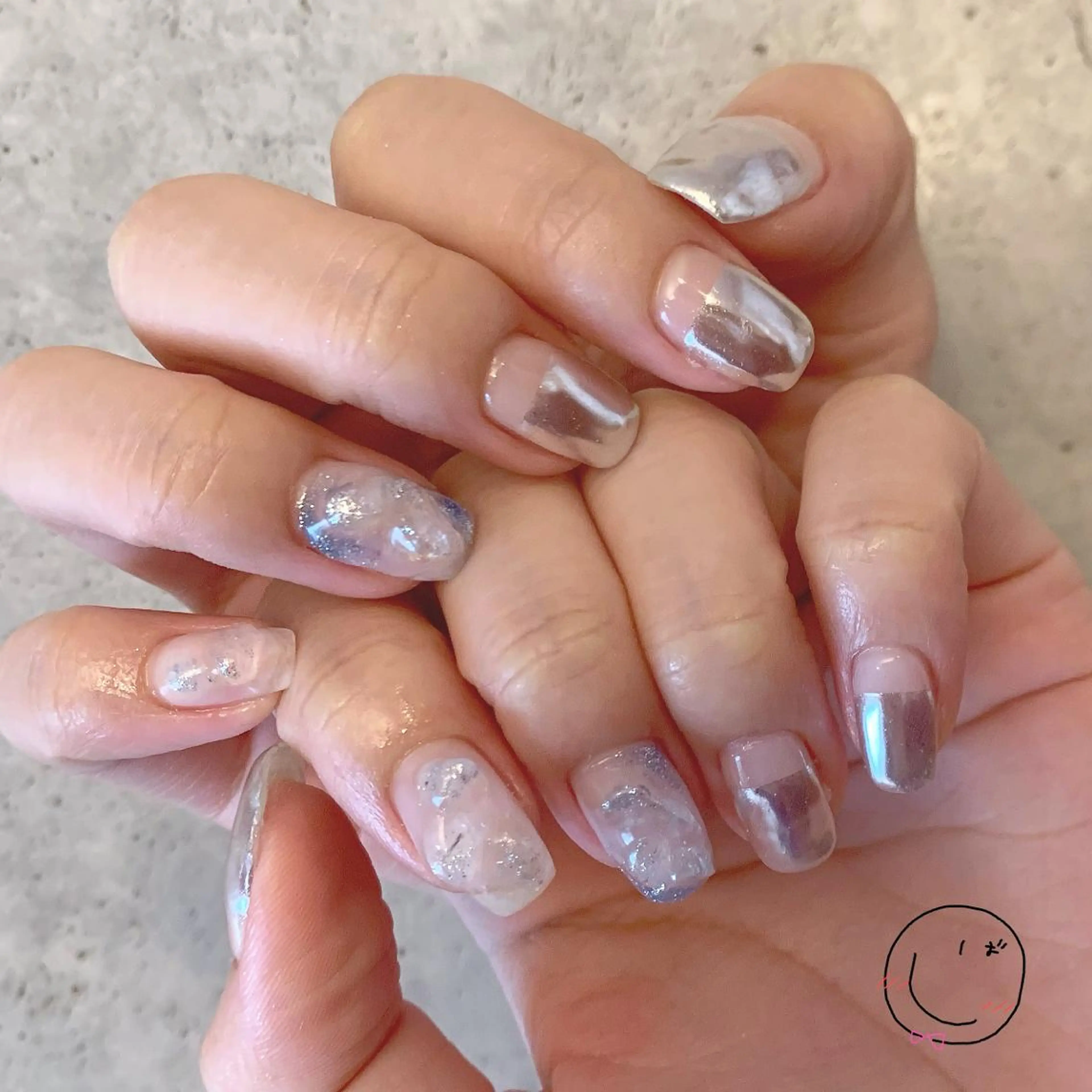 ネイル フットネイル ジェルネイル ニュアンスネイル ワンカラーネイル ホワイト chik shibaのネイルデザイン