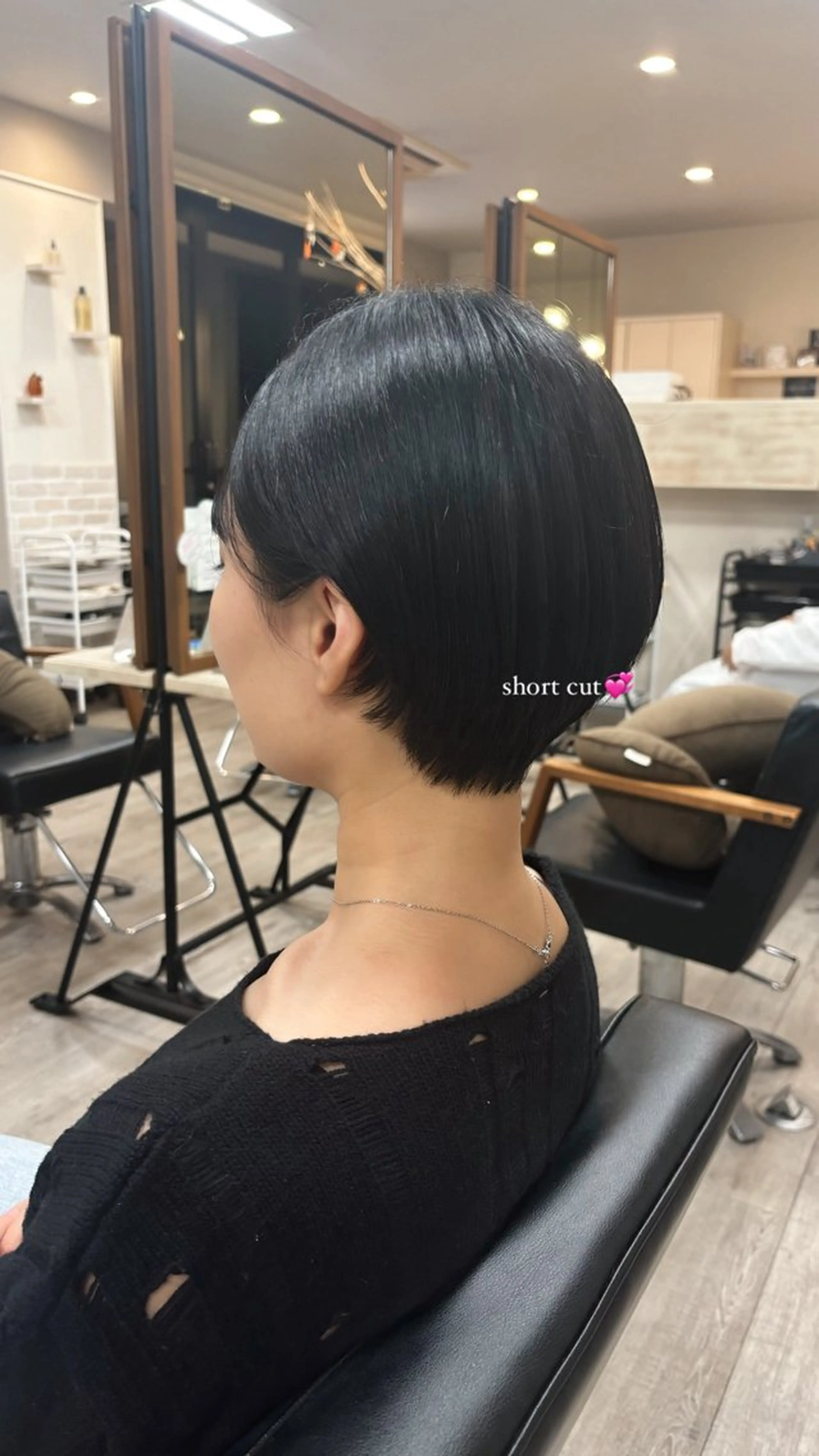 ショート ショートヘア 大知 眞子のヘアスタイル