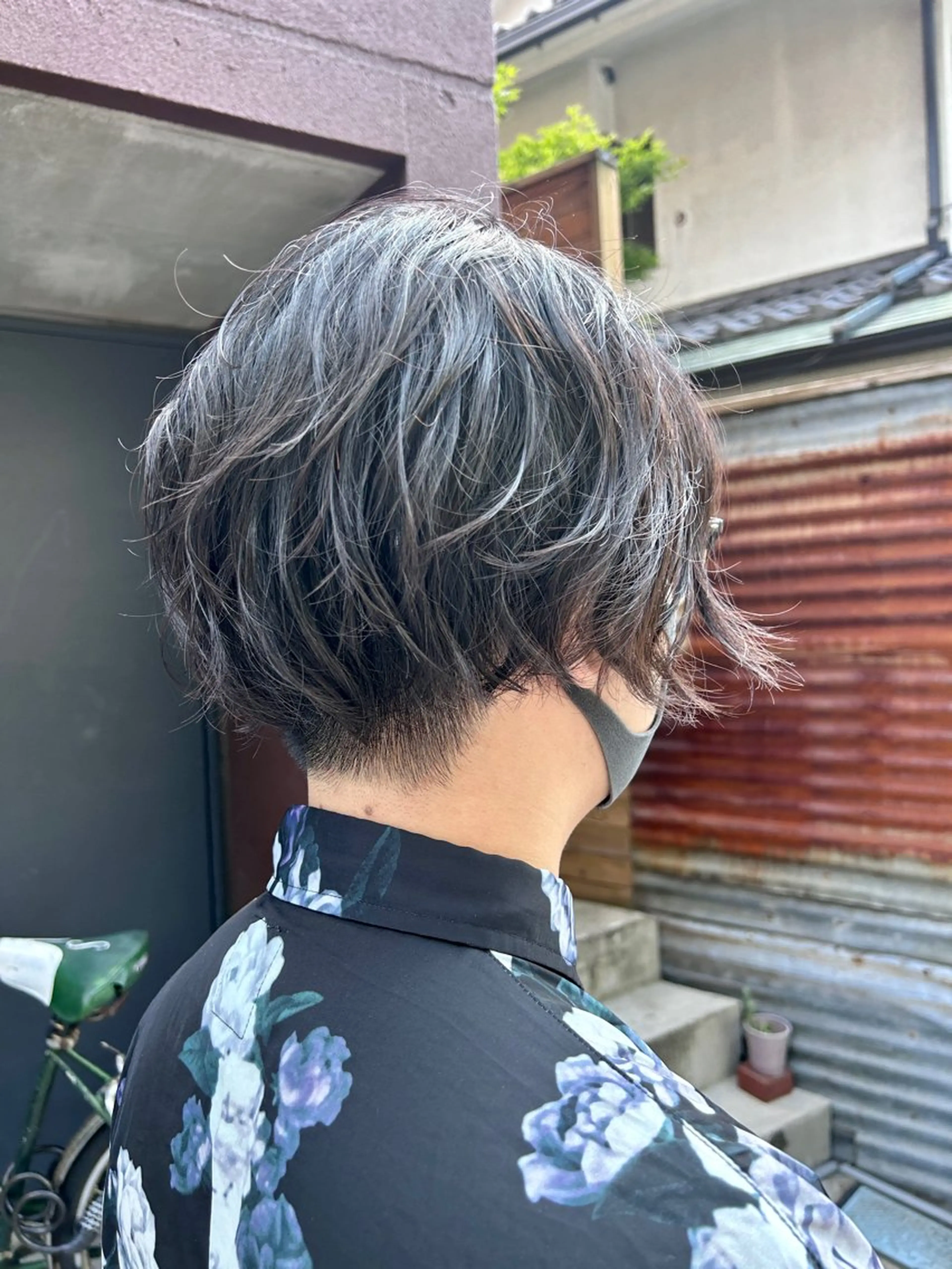 ショート パーマ メンズ カルマパーマ マンバンヘア マッシュ メンズパーマ メンズショート メンズパーマ ジンのヘアスタイル