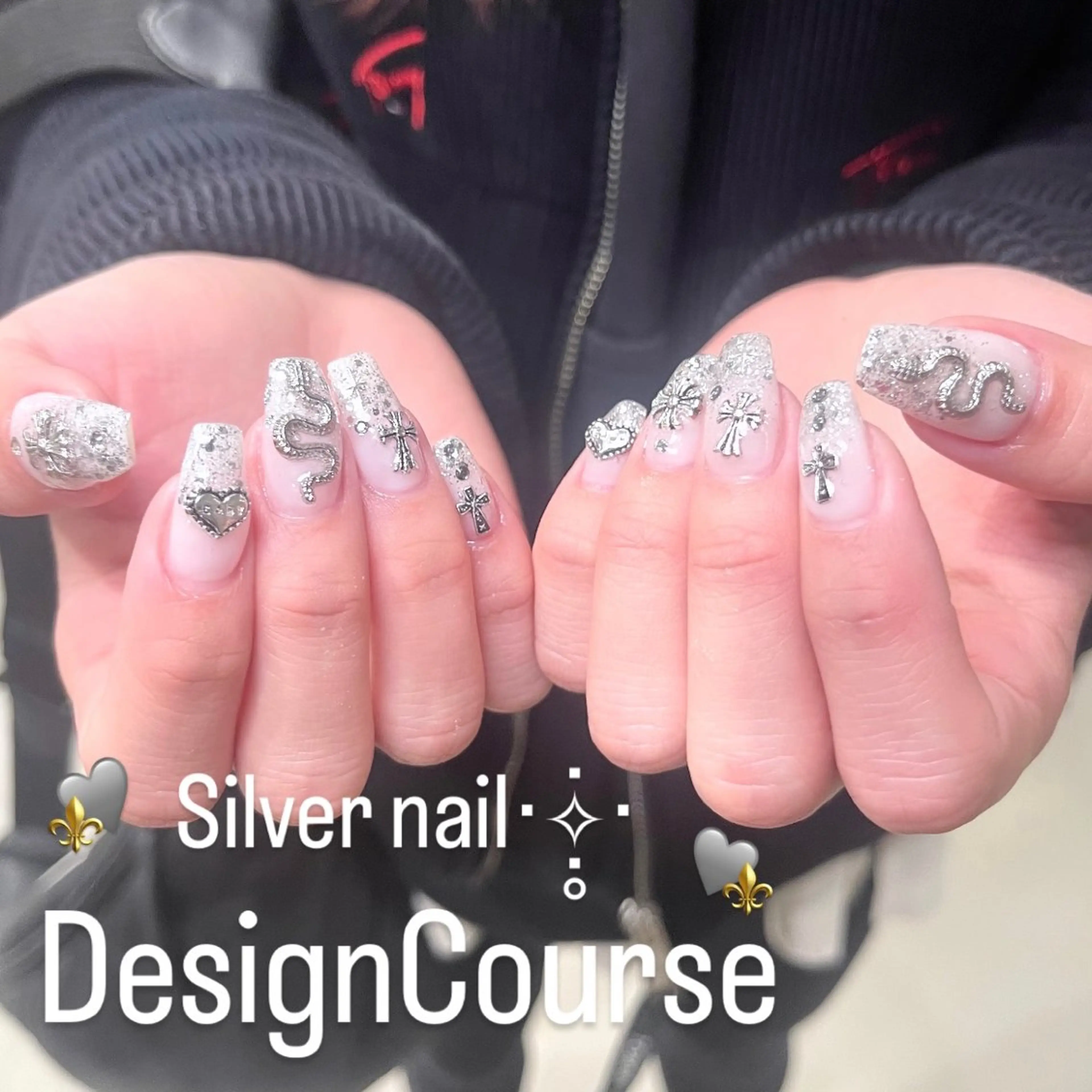 ネイル ハンドネイル 🧁fein. nana🩵のネイルデザイン