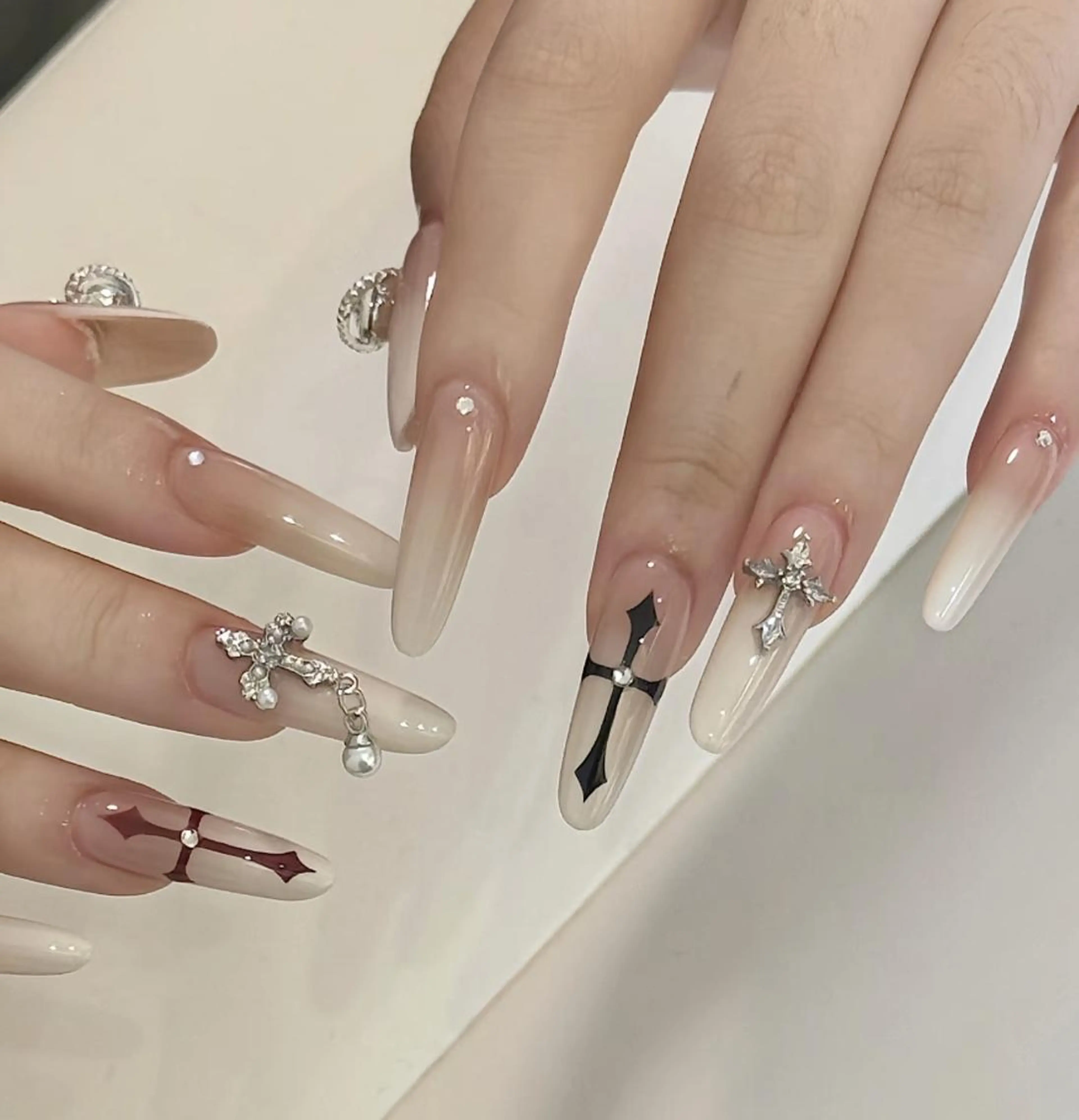 ネイル ハンドネイル Pure&Rich Nailのネイルデザイン