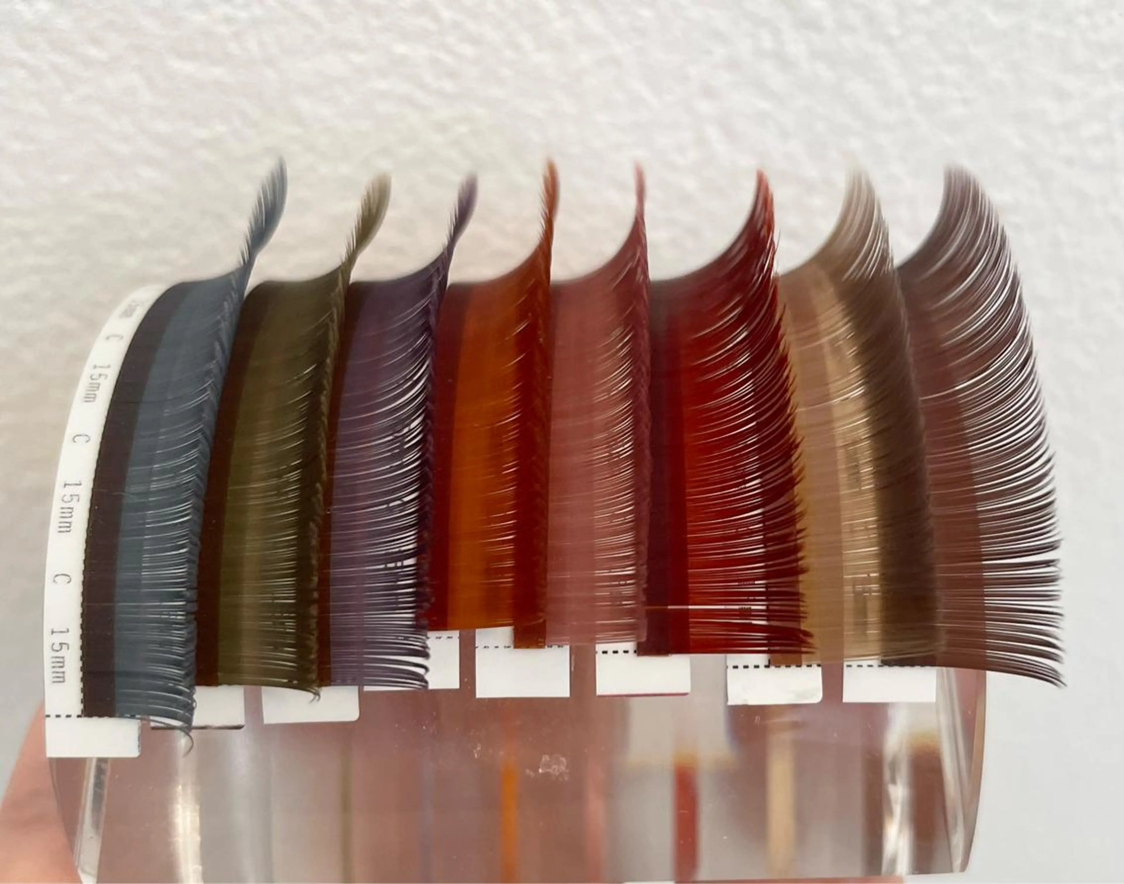 9色から選べるロイッシュカラーラッシュ140本の写真