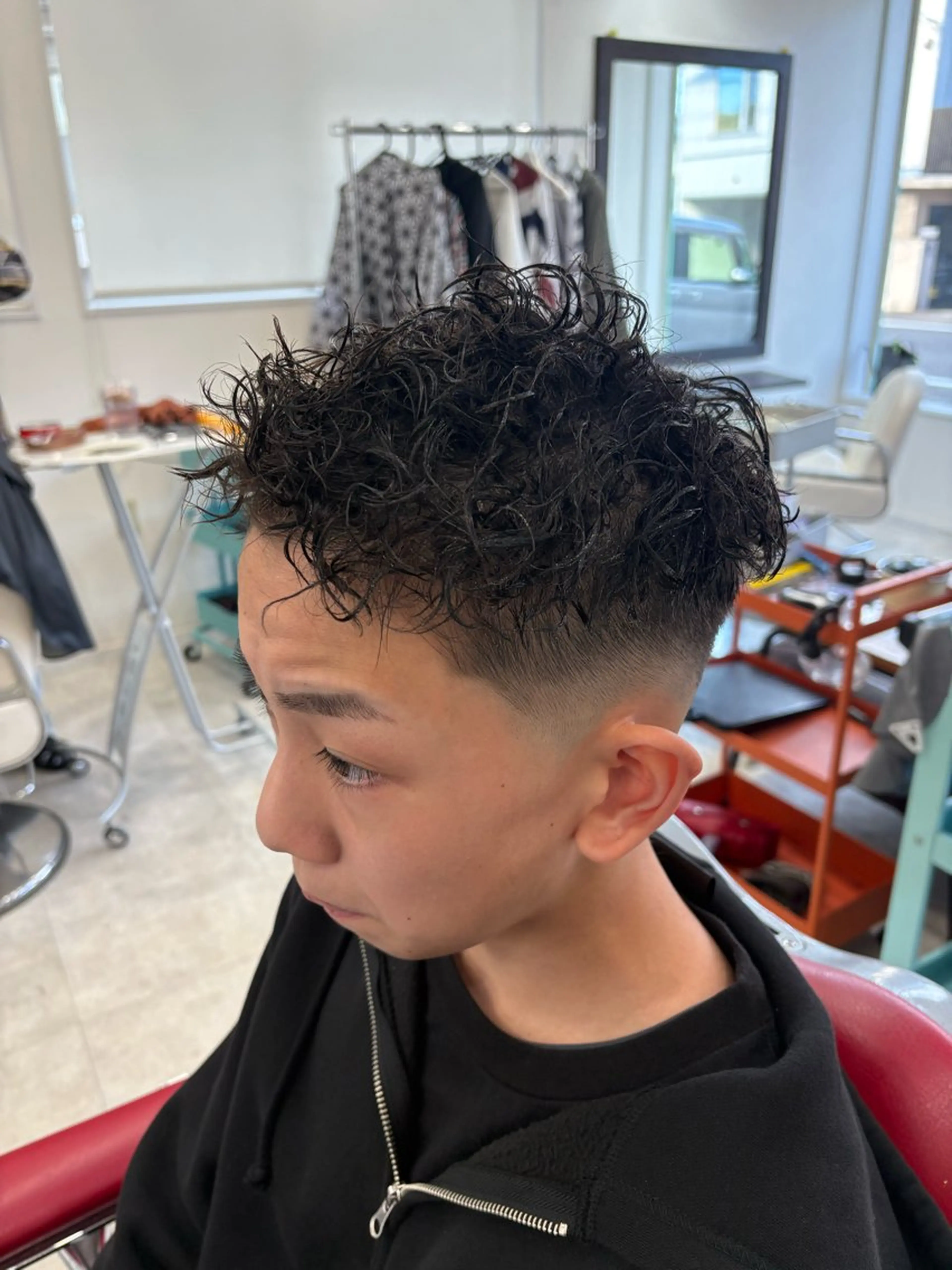 ショート パーマ メンズ カット パーマ 本間 颯太のヘアスタイル